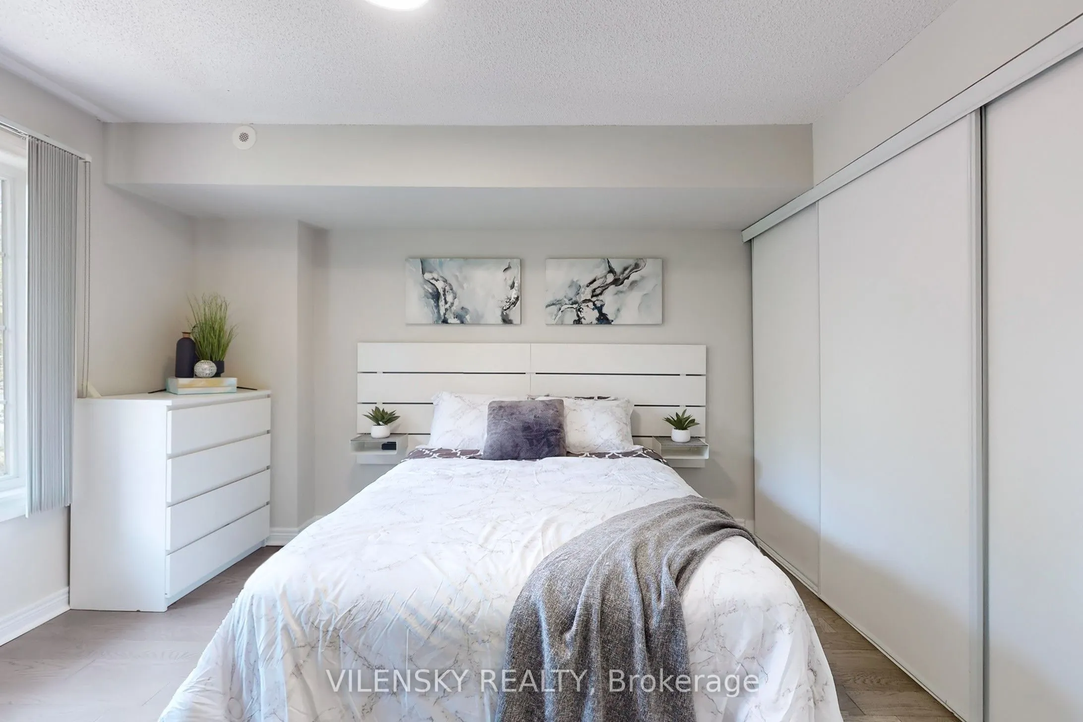 55 Cedarcroft Boulevard, #11