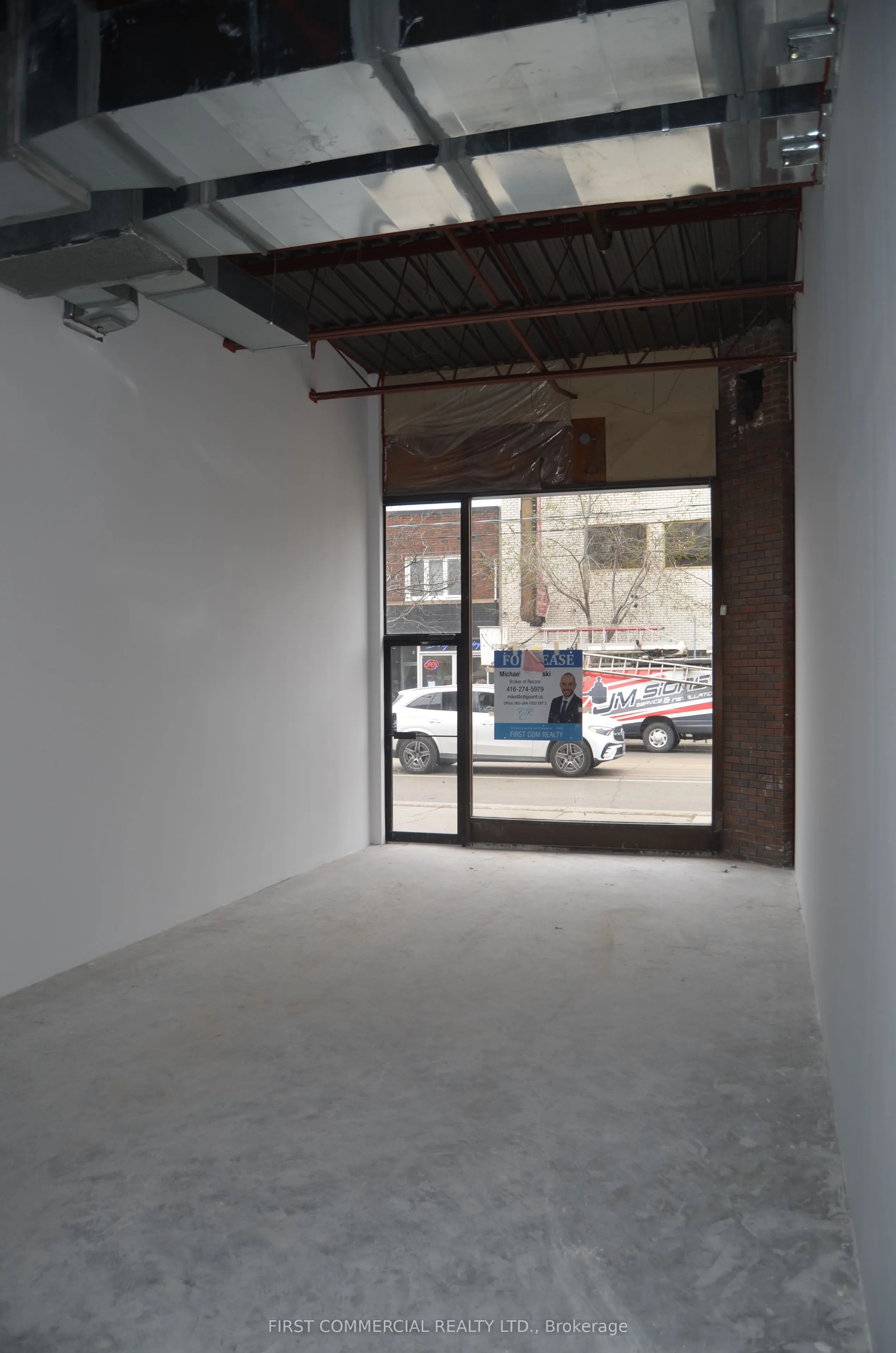 811 Dundas Street W, #2
