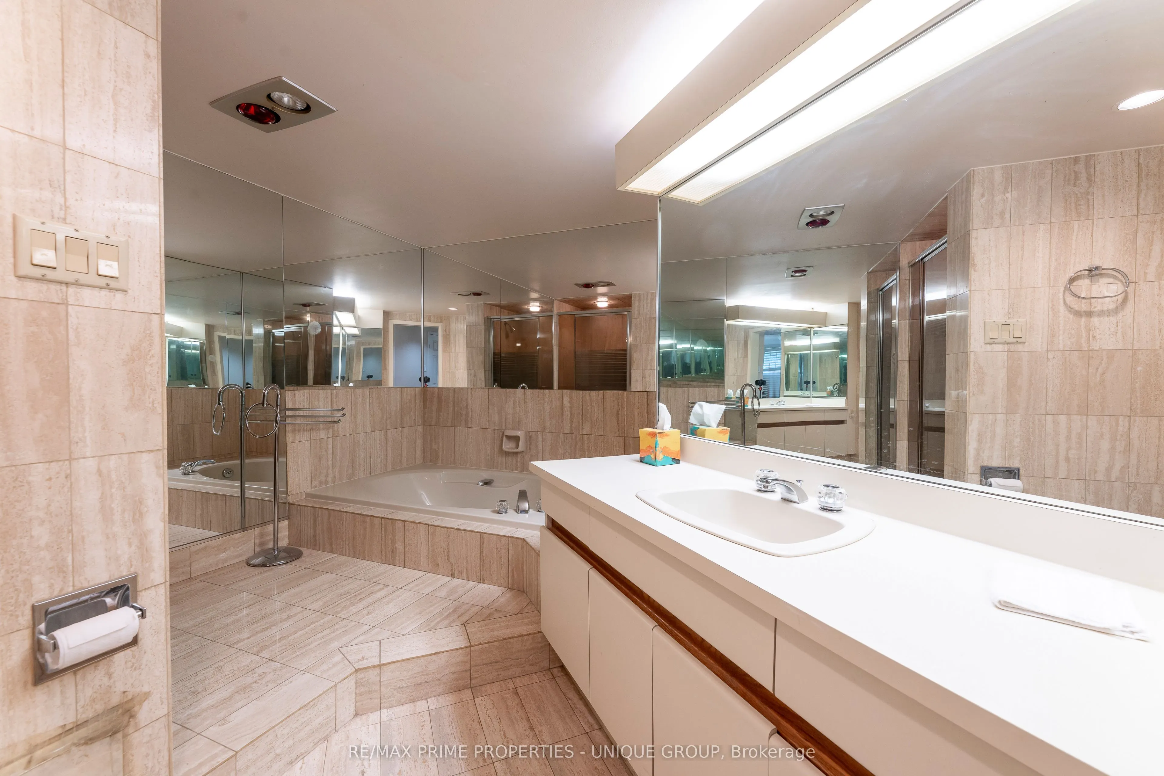 3900 Yonge Street #301