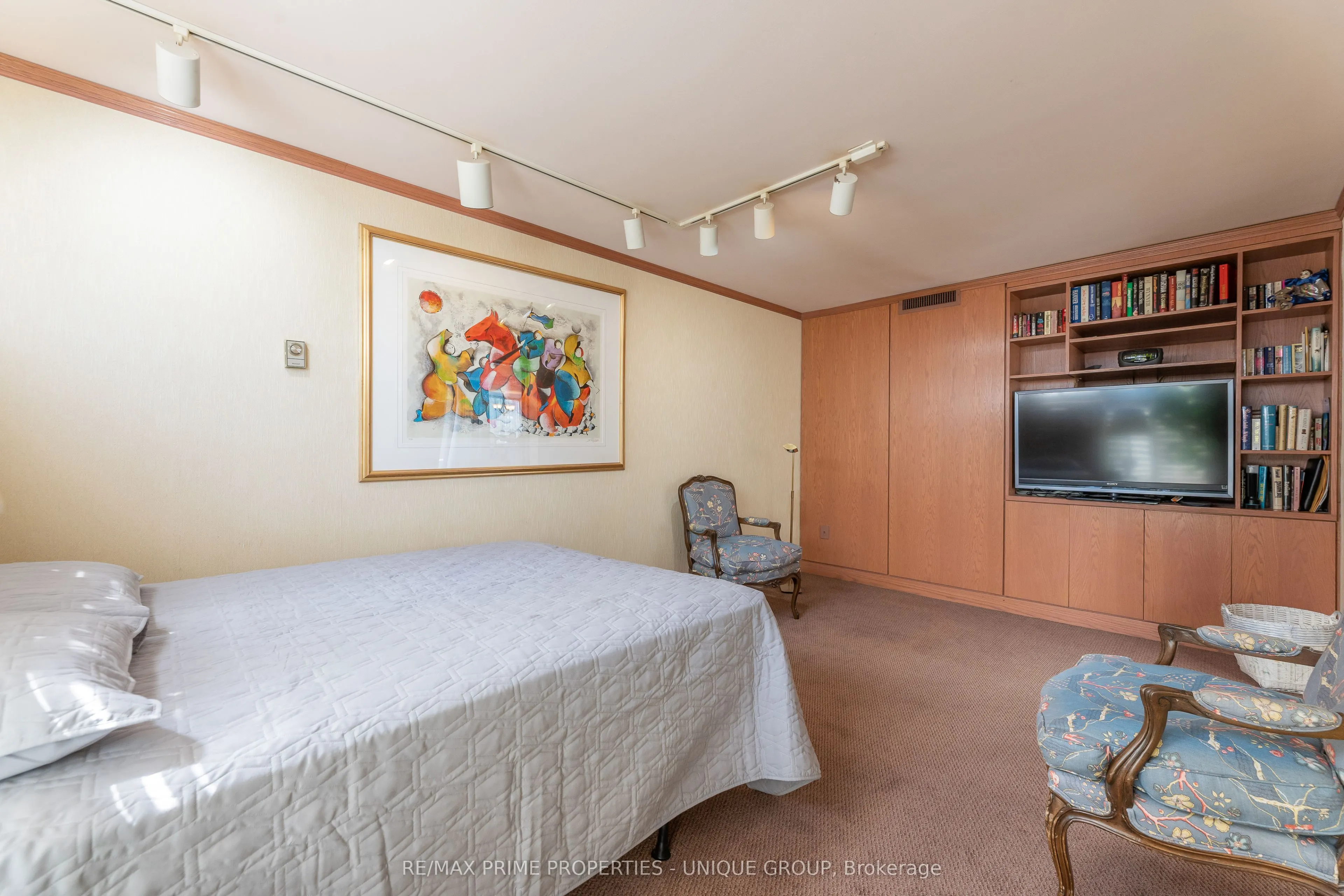 3900 Yonge Street #301