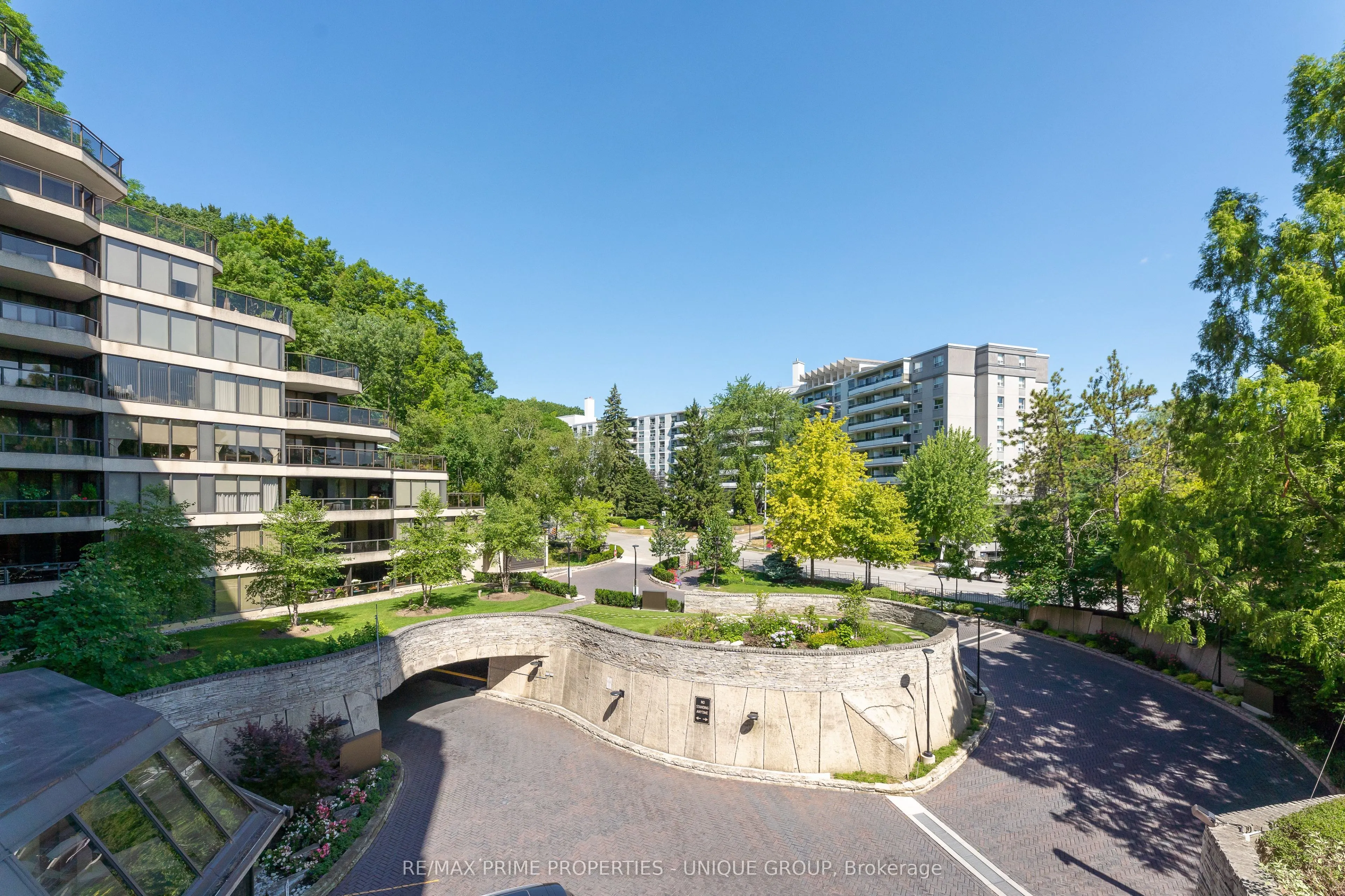 3900 Yonge Street #301