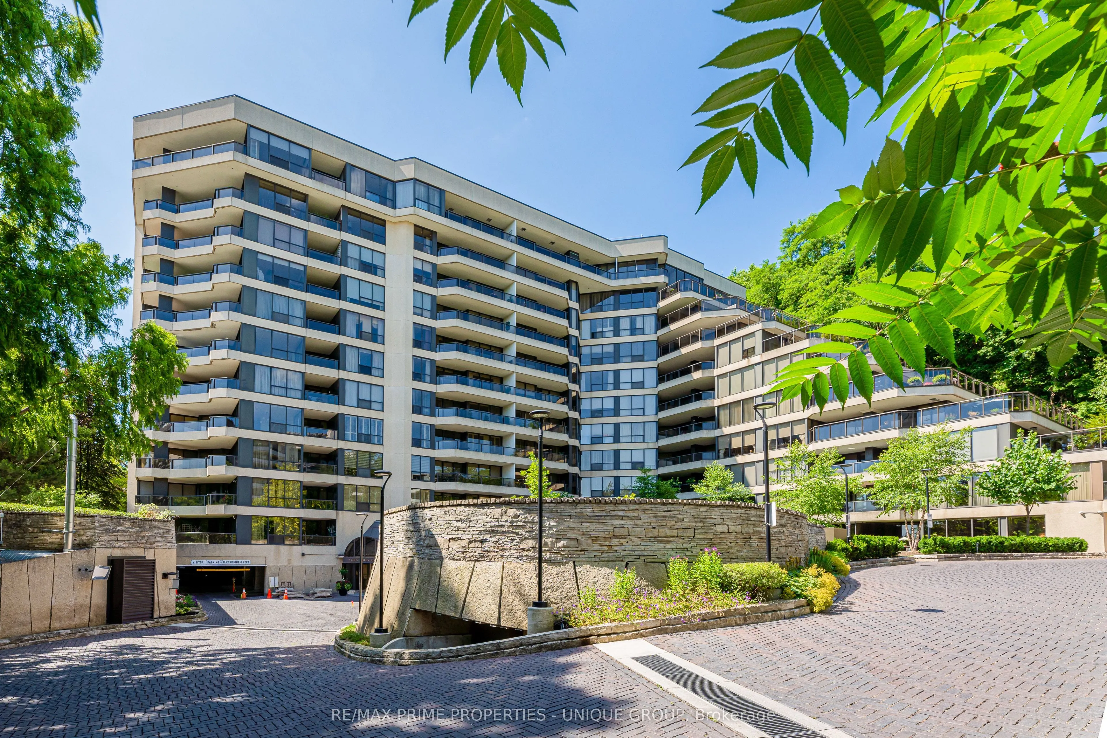3900 Yonge Street #301