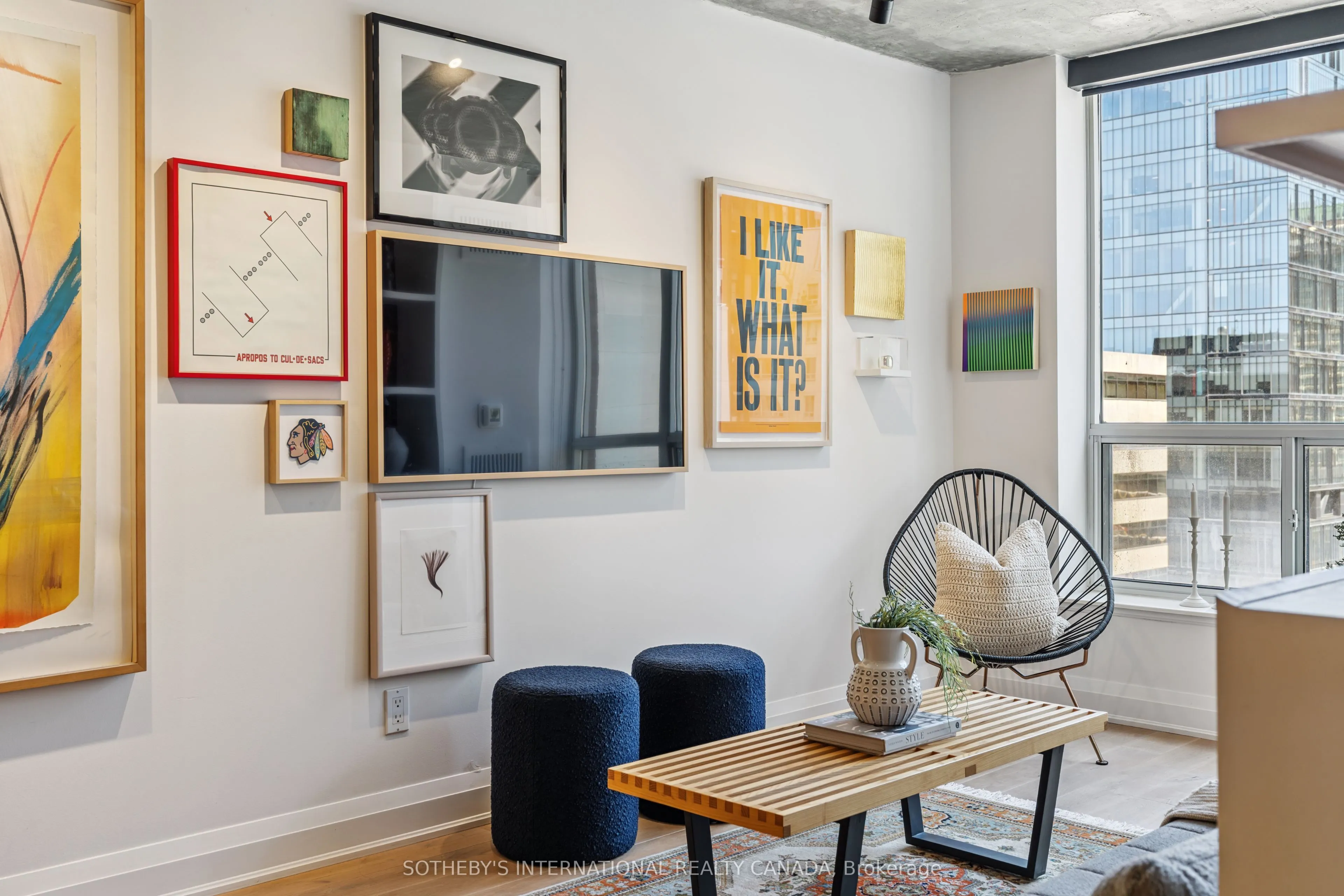 152 St Patrick Street, #1011