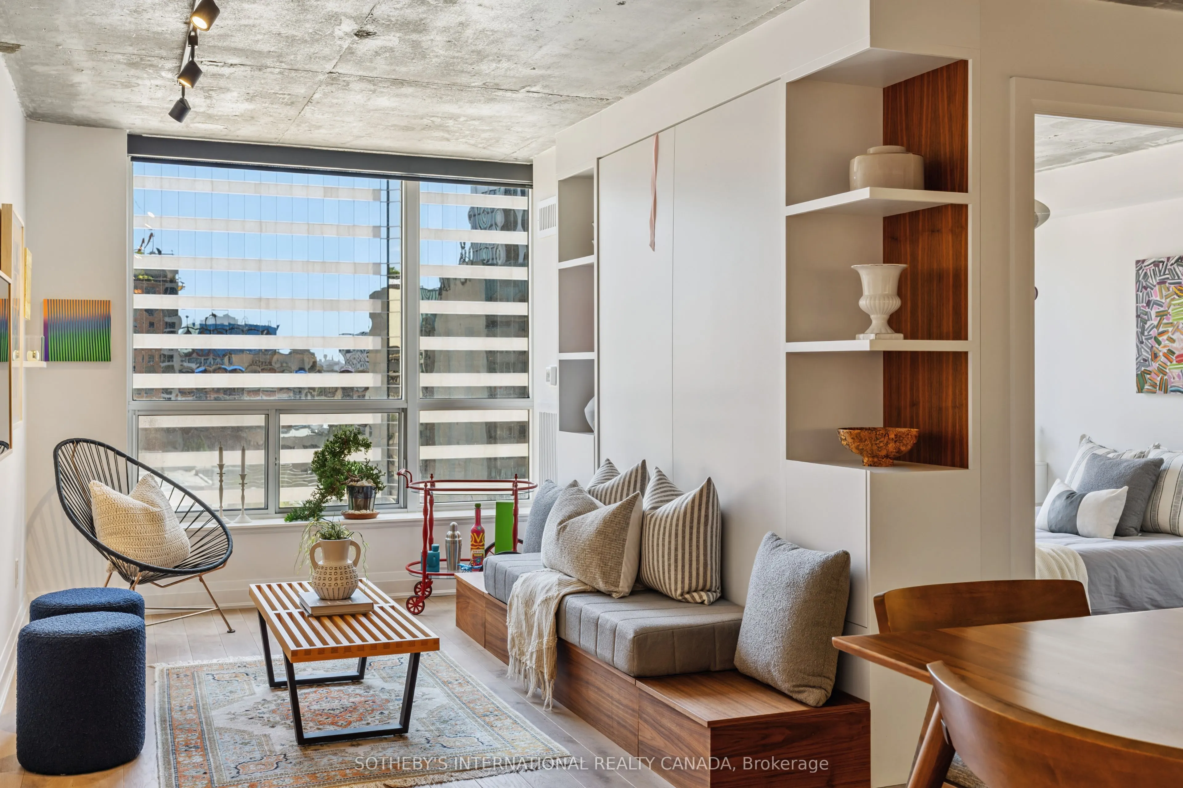 152 St Patrick Street, #1011