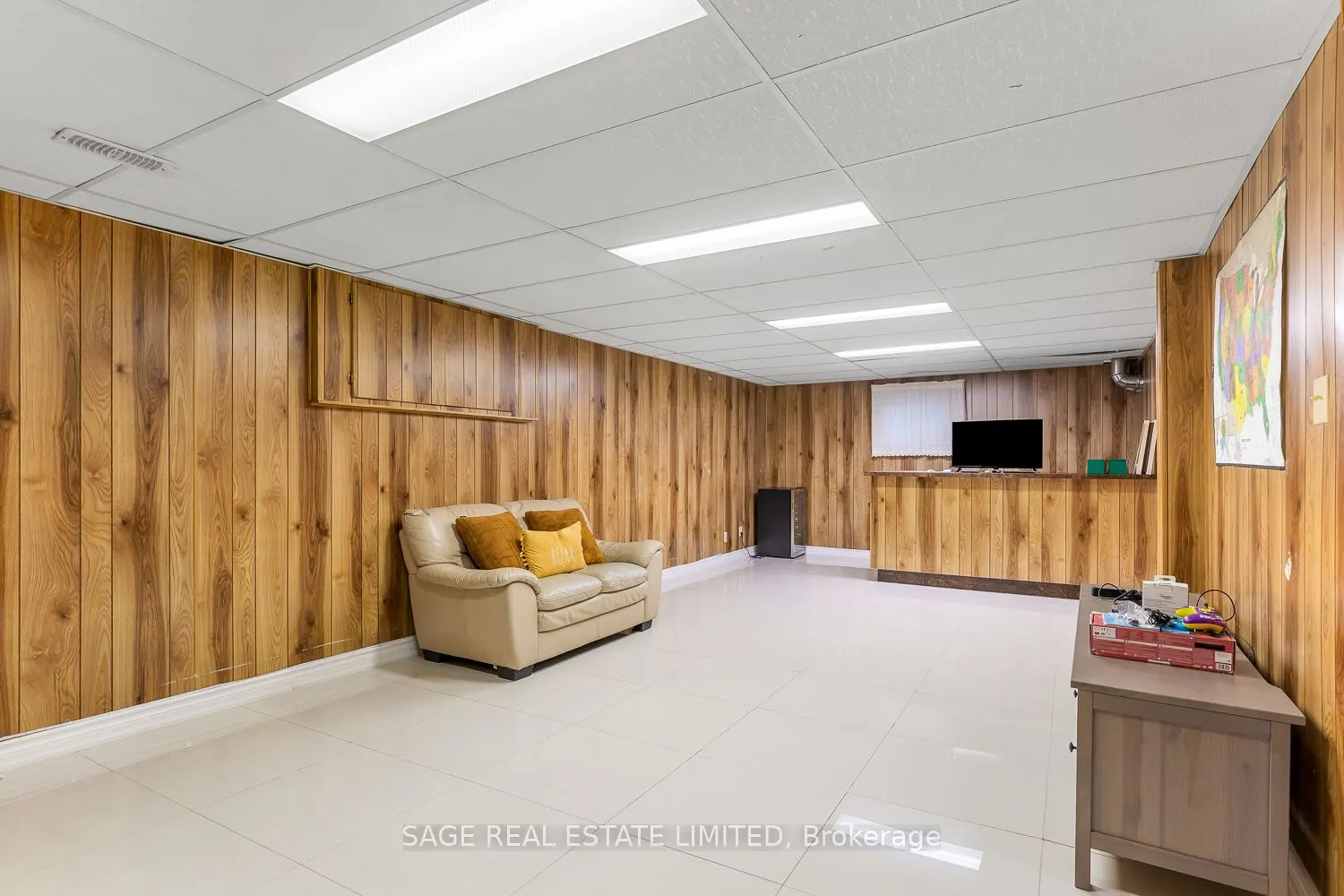 123 Abbeywood Trail
