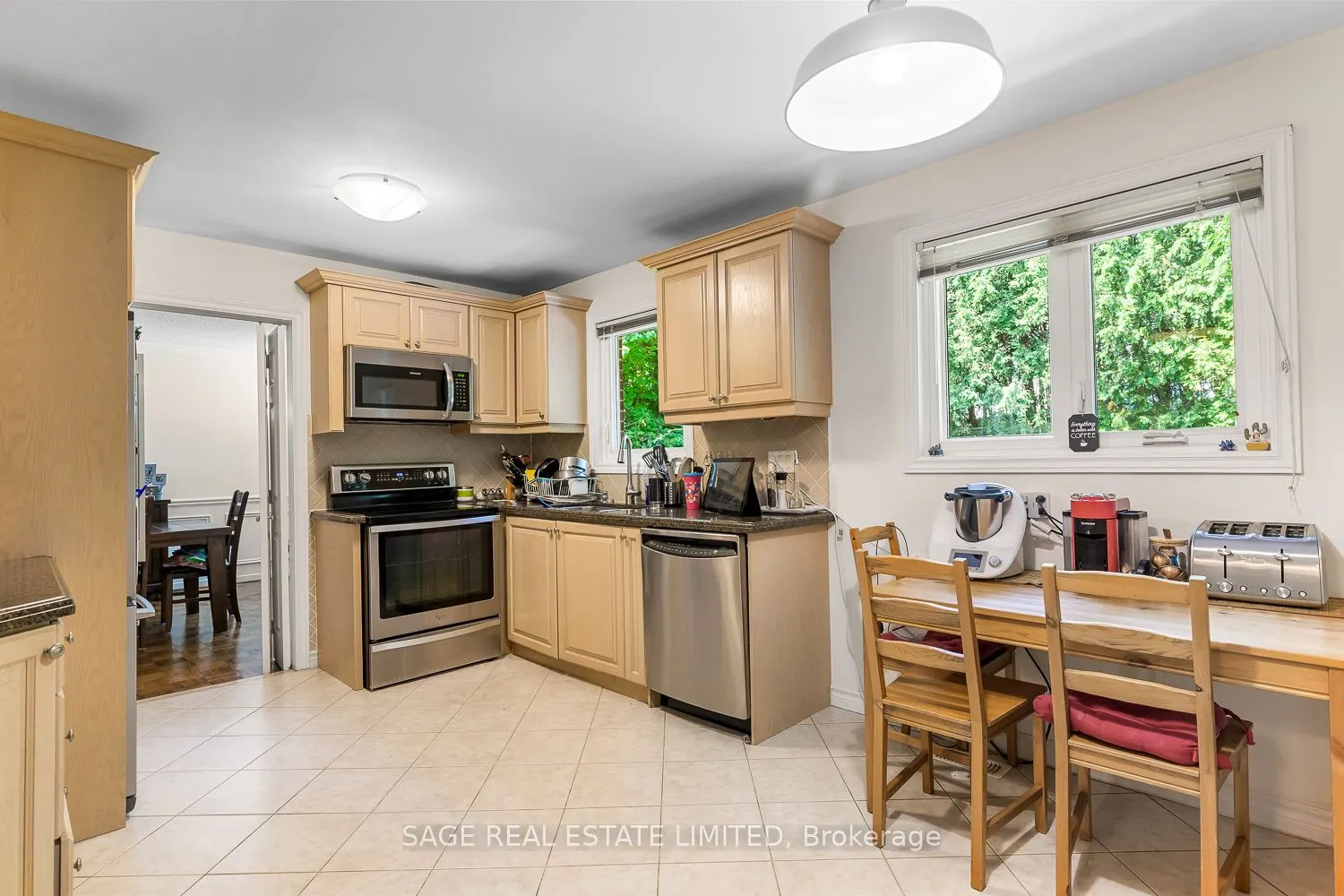 123 Abbeywood Trail