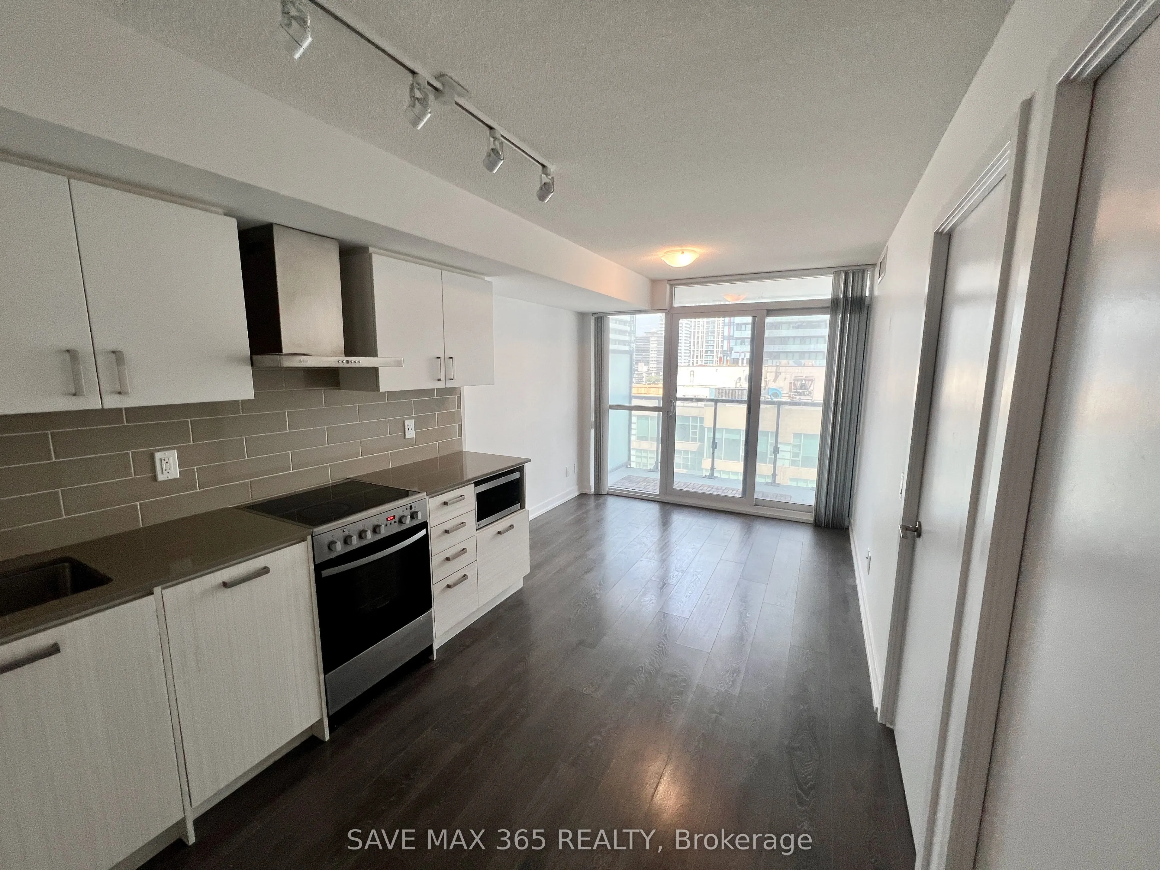 125 Redpath Avenue, #1101