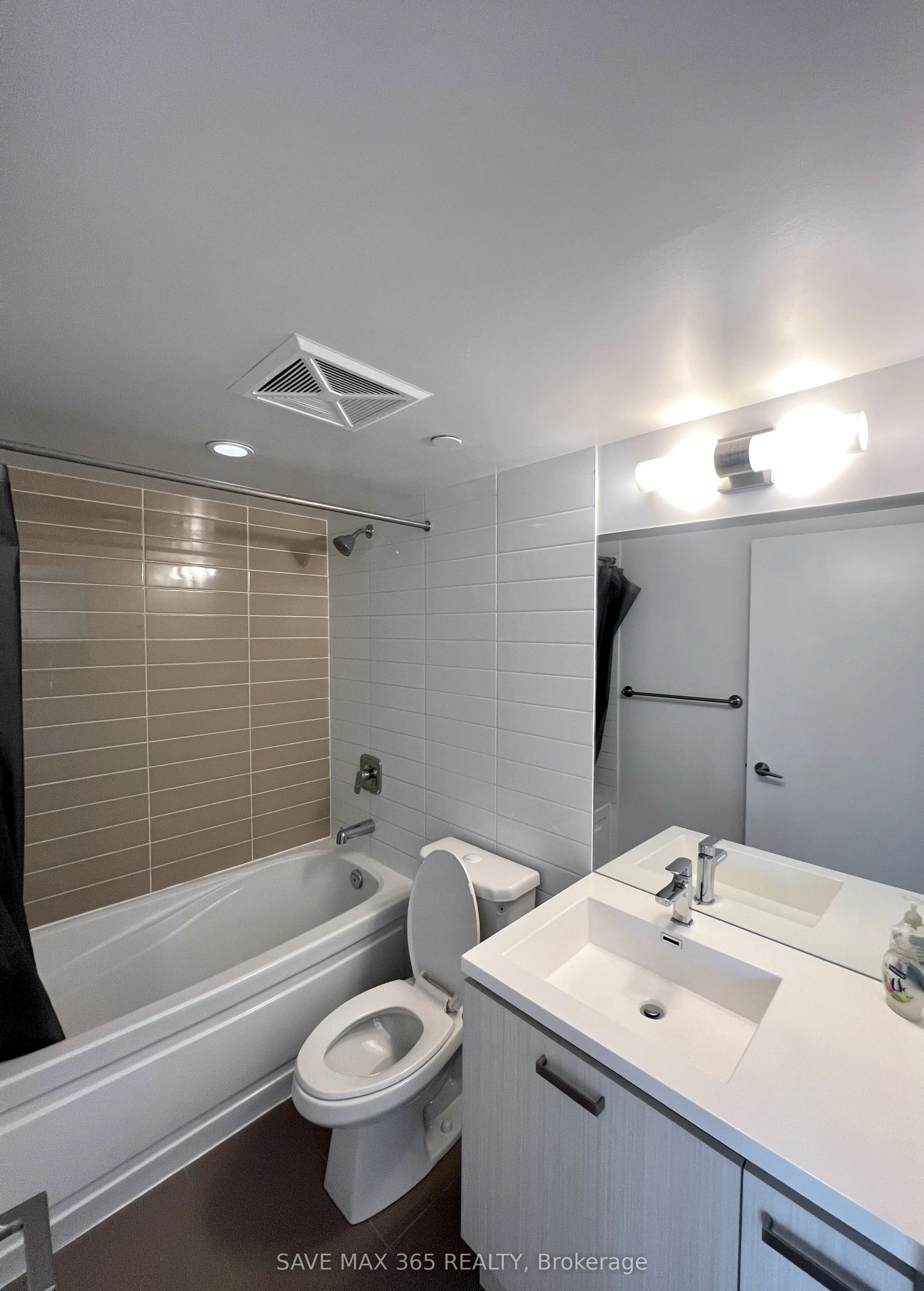 125 Redpath Avenue, #1101