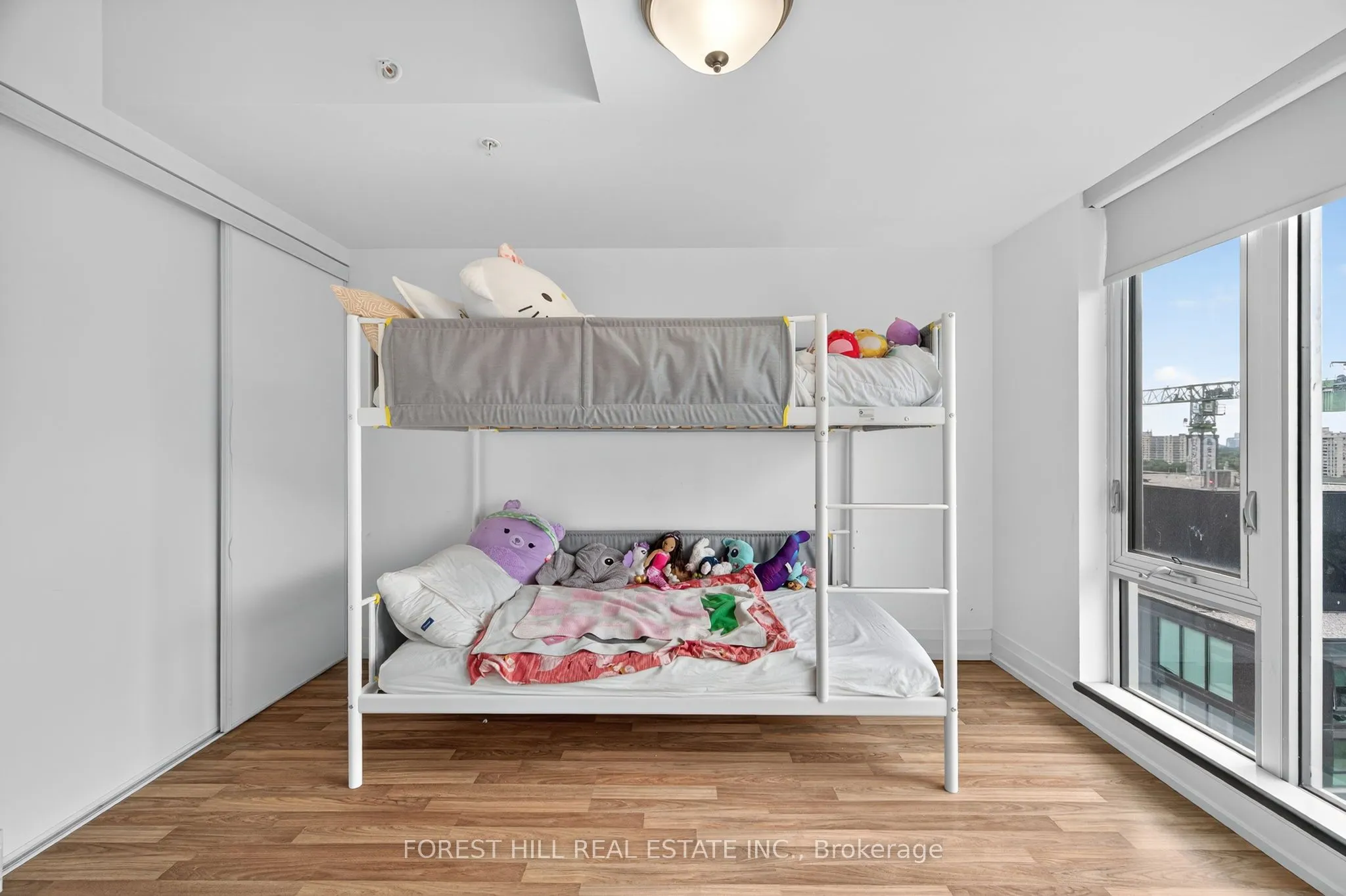 565 Wilson Avenue, #W1204