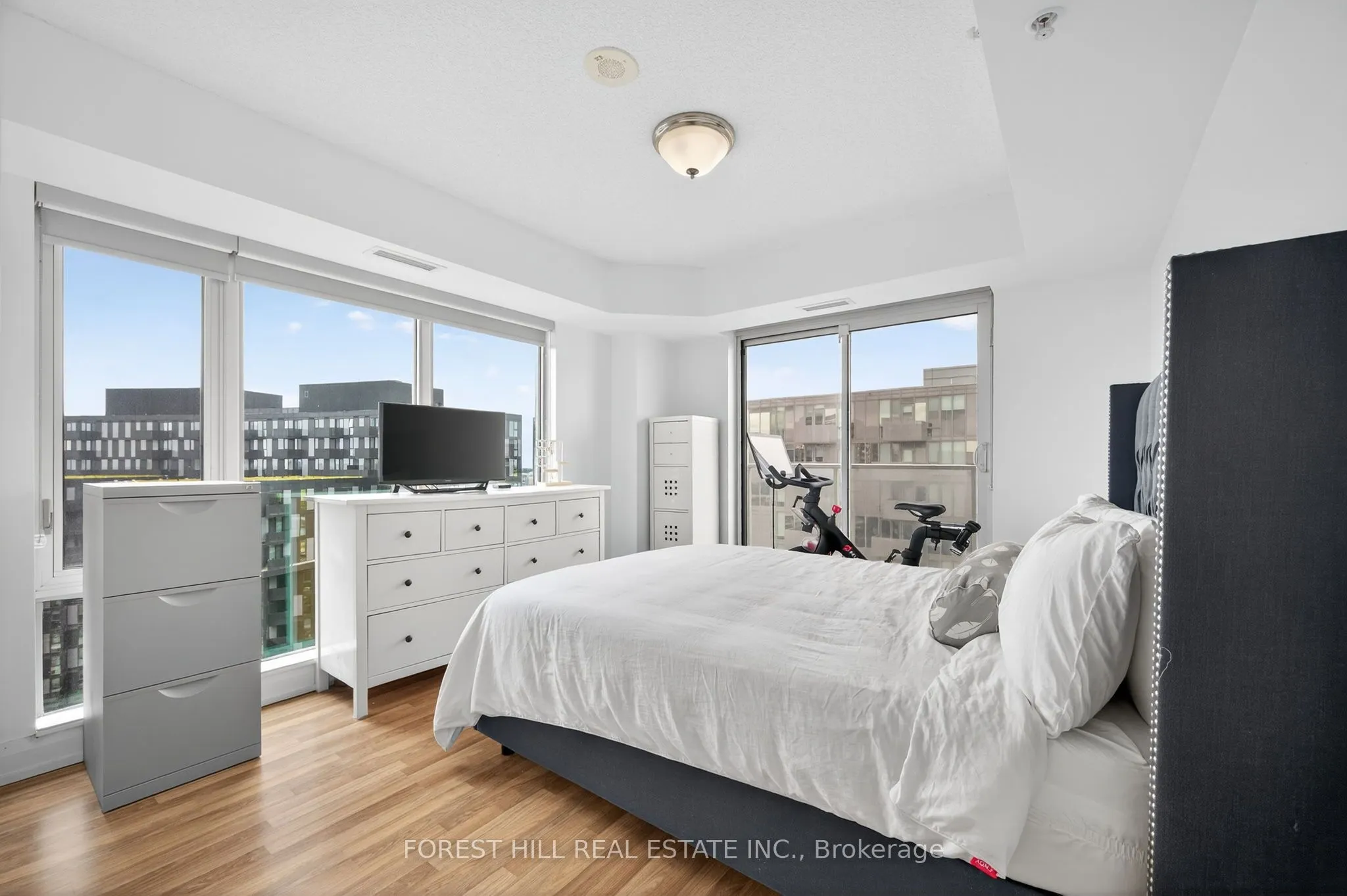565 Wilson Avenue, #W1204