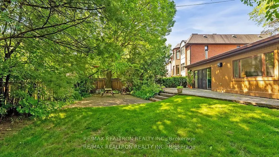 46 Hurlingham Crescent