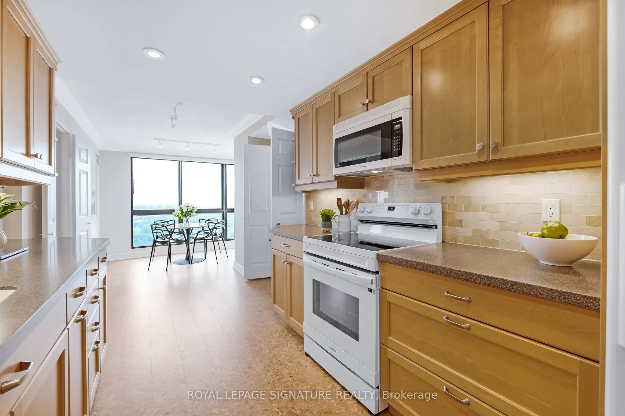 3 Concorde Place, #3003