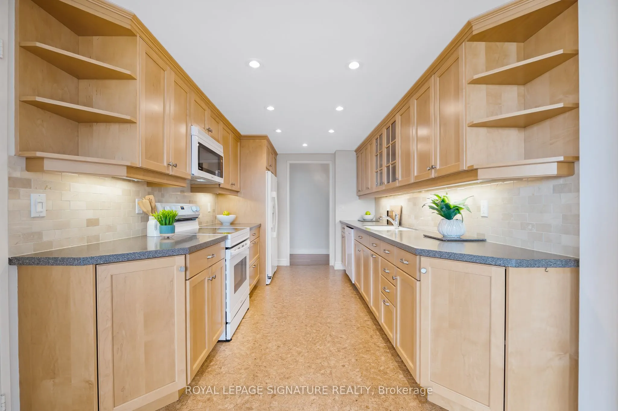 3 Concorde Place, #3003