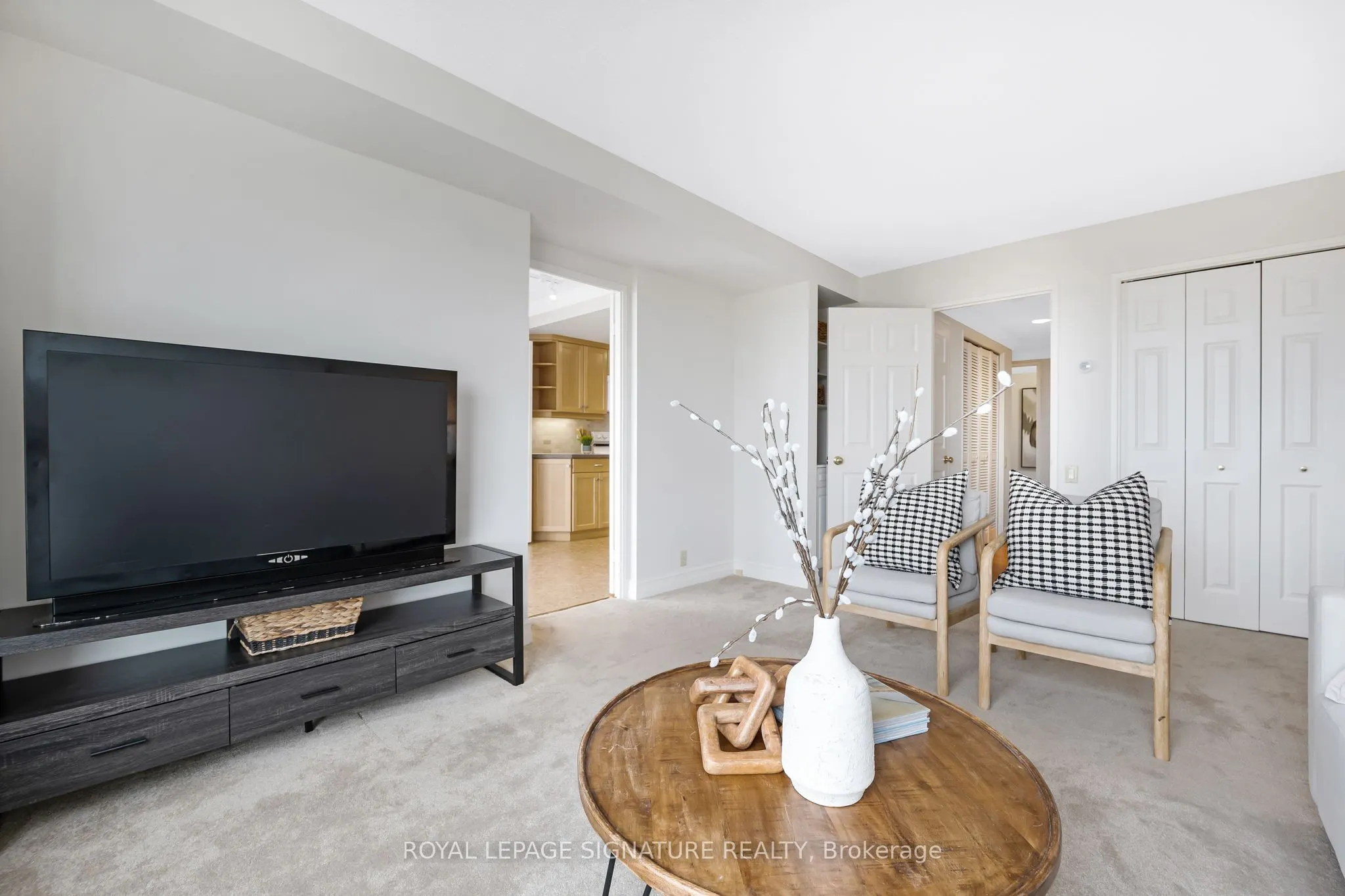 3 Concorde Place, #3003
