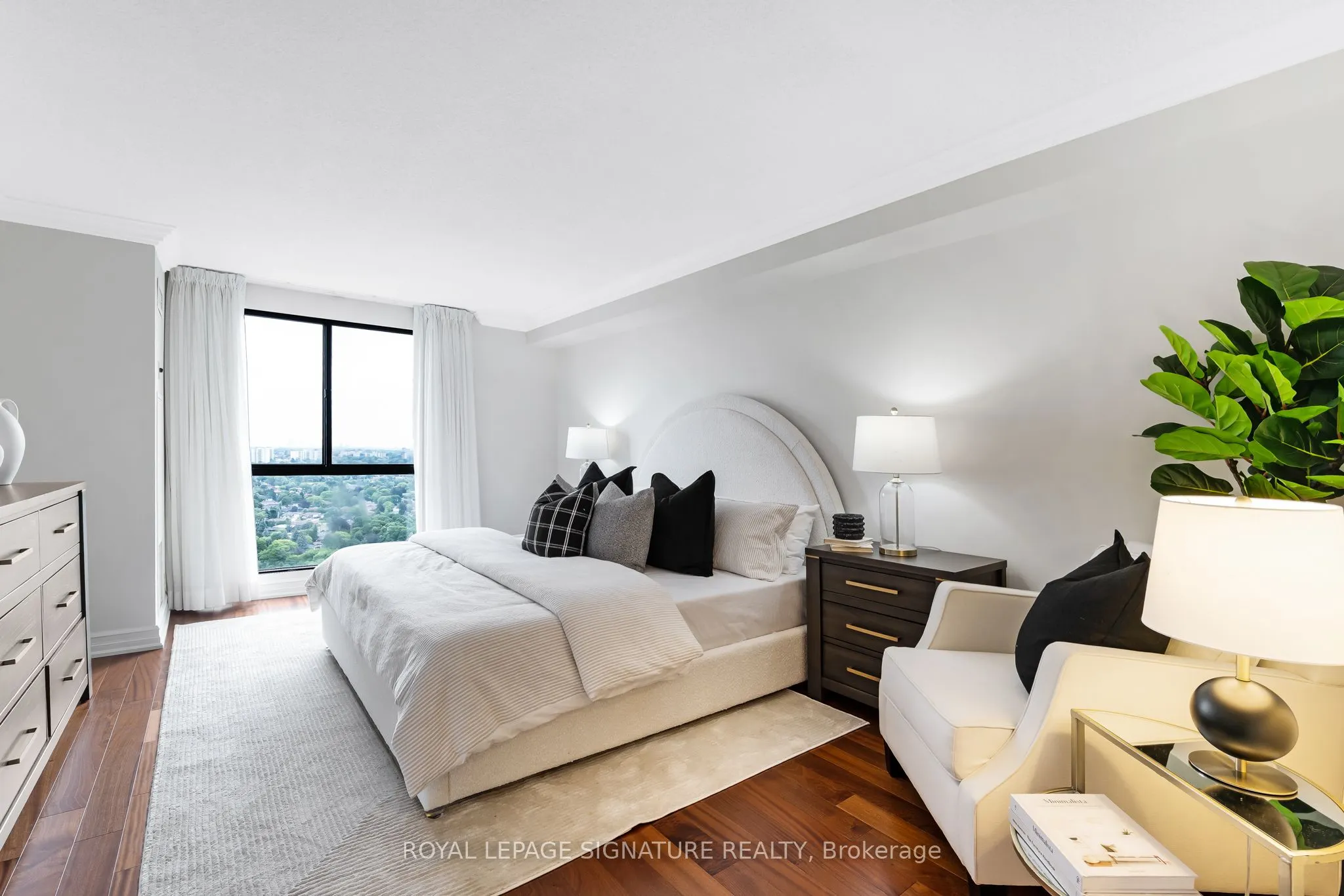 3 Concorde Place, #3003