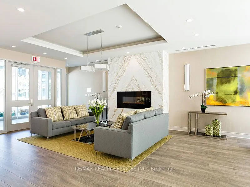 525 Wilson Avenue, #824