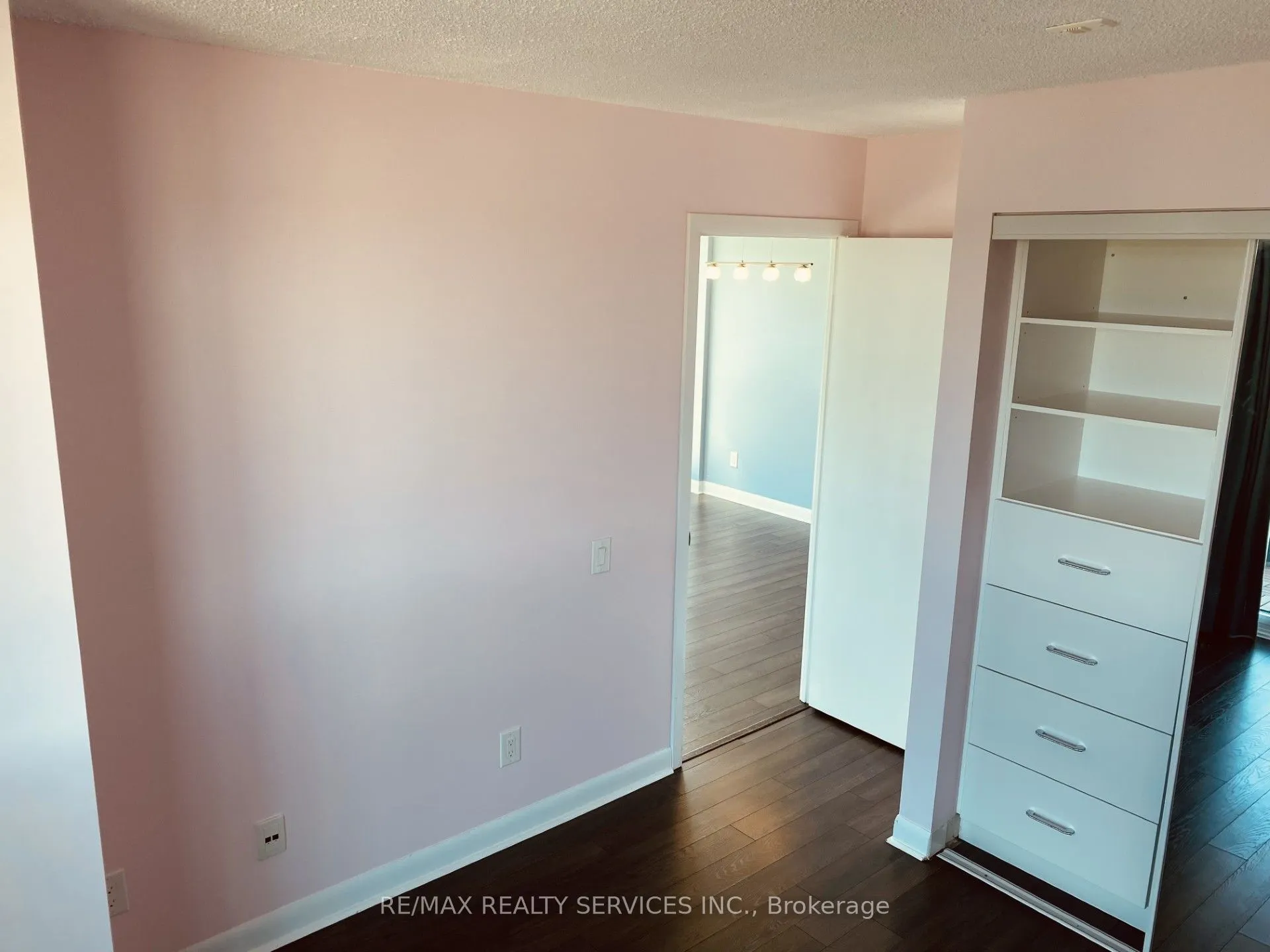 525 Wilson Avenue, #824