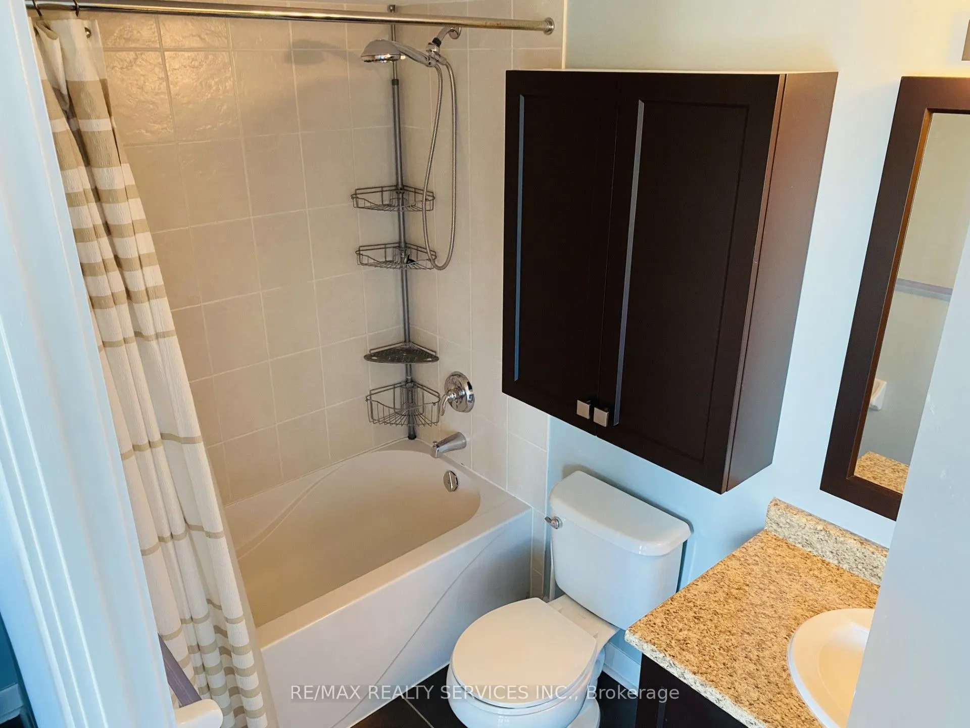 525 Wilson Avenue, #824