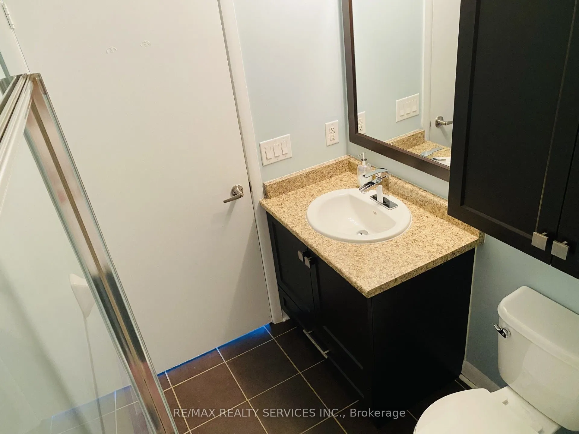 525 Wilson Avenue, #824