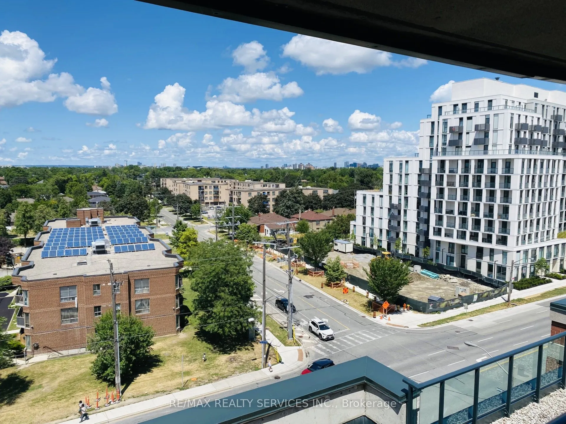 525 Wilson Avenue, #824