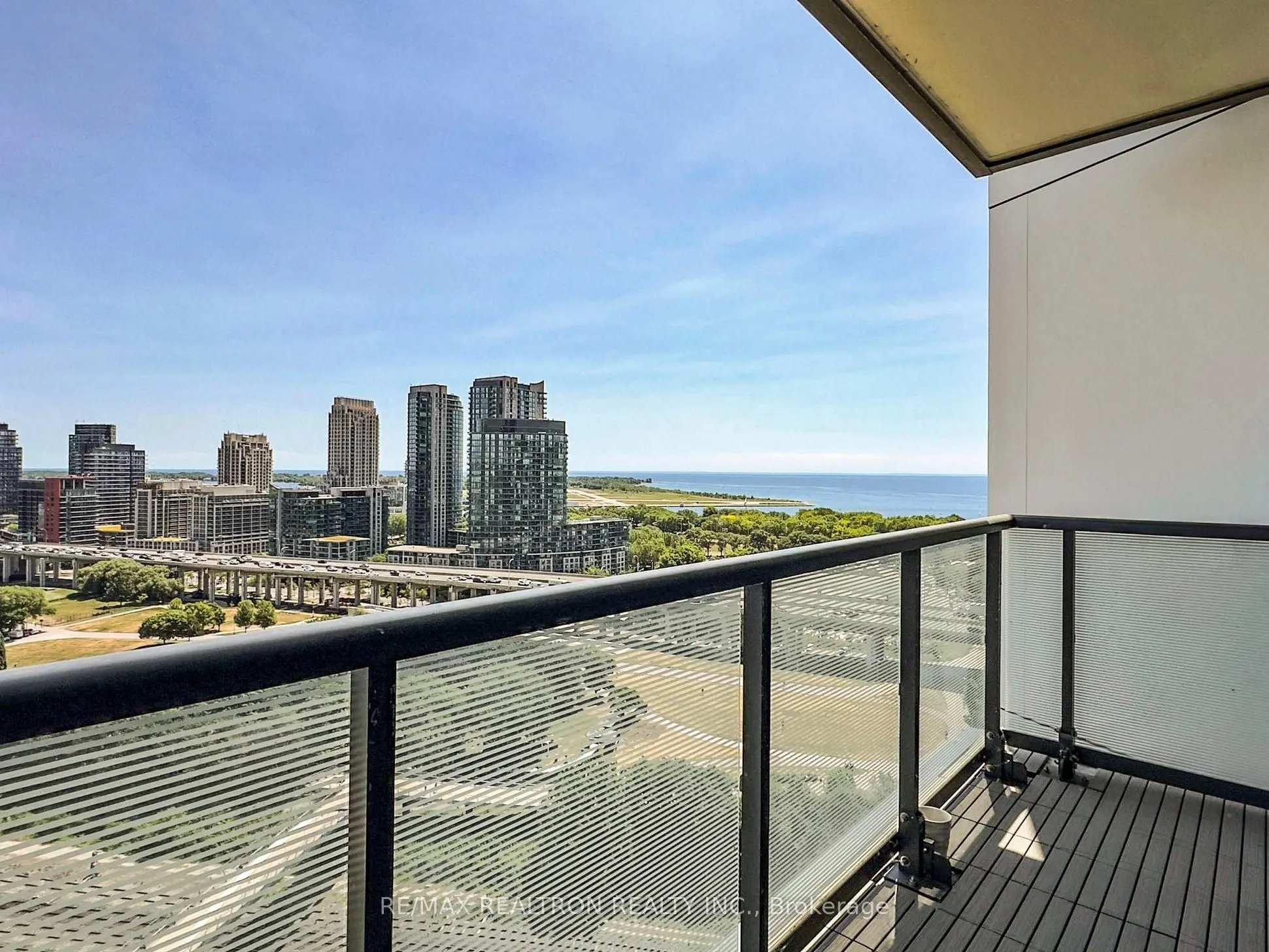 30 Ordnance Street, #1811