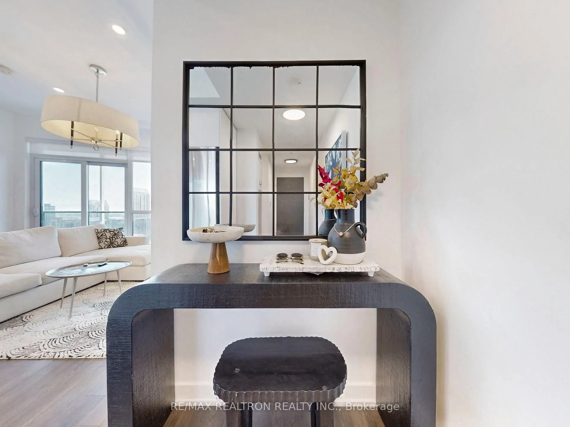 30 Ordnance Street, #1811