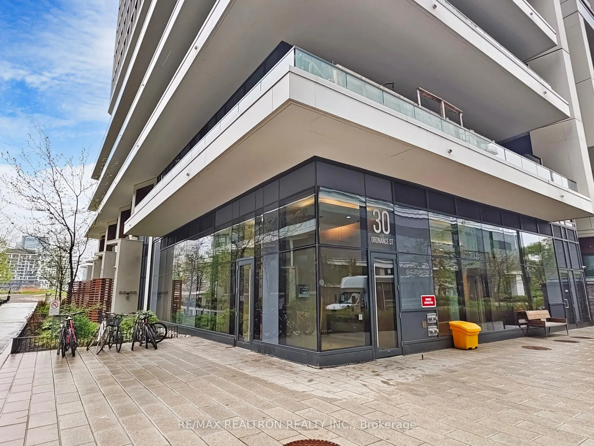 30 Ordnance Street, #1811