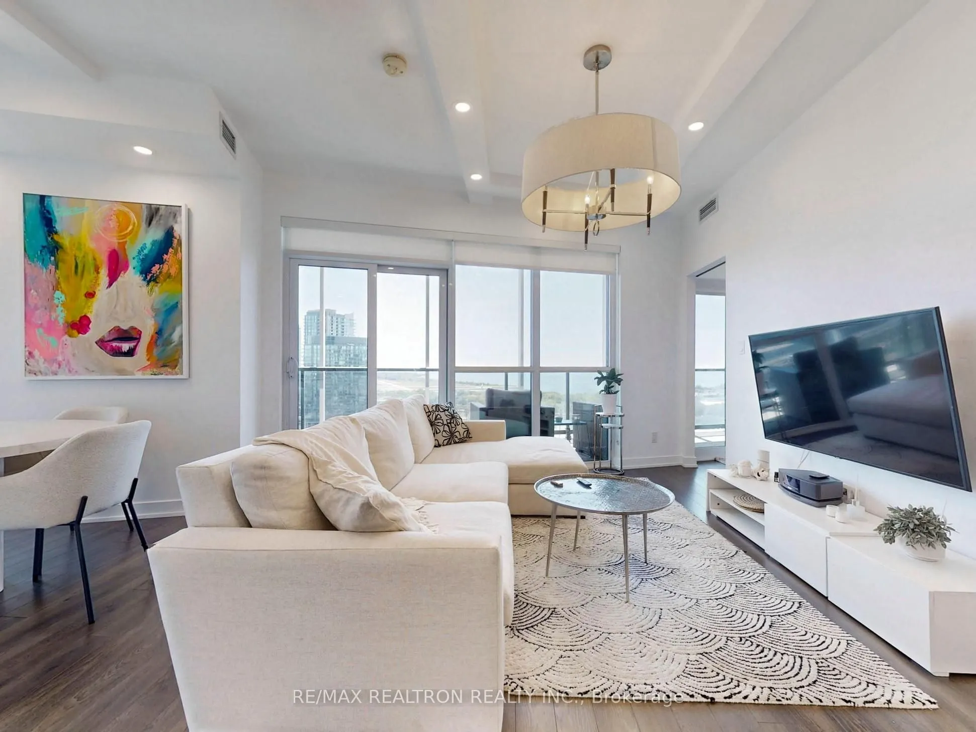30 Ordnance Street, #1811