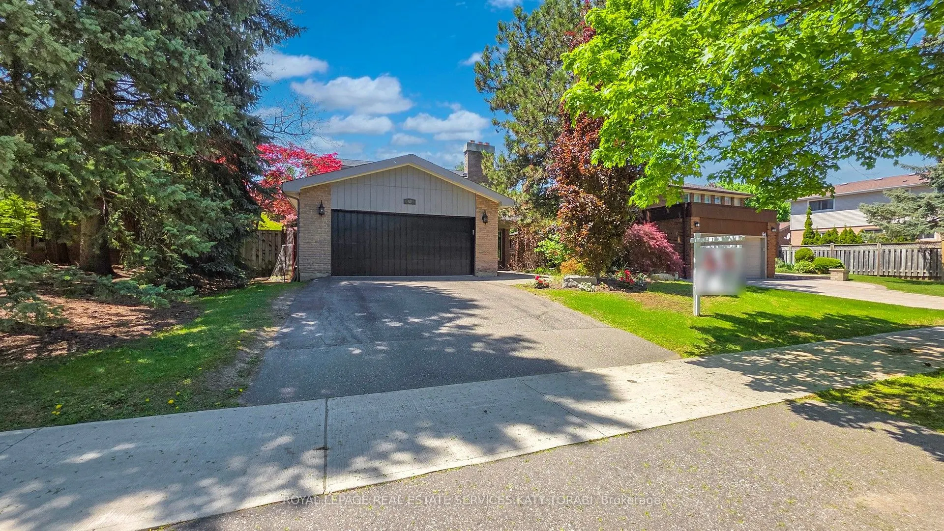 52 Leacock Crescent