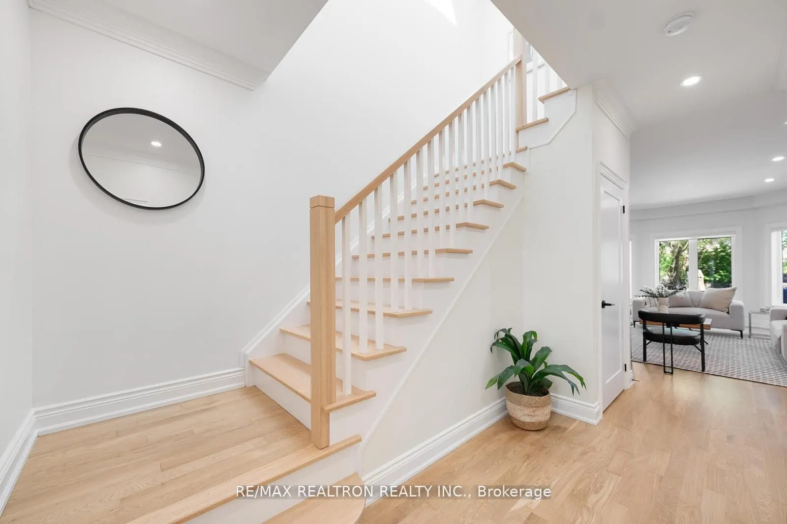 24 Model Avenue