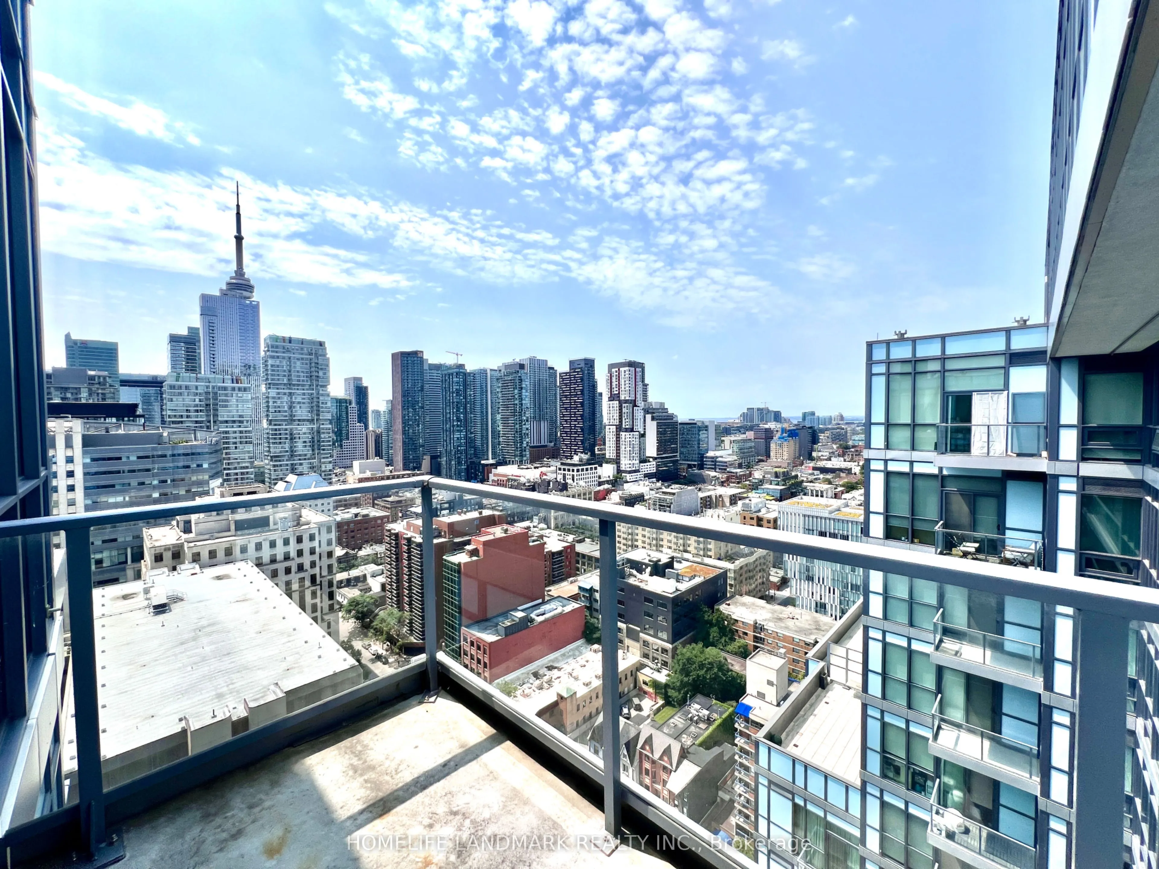 210 Simcoe Street, #2510