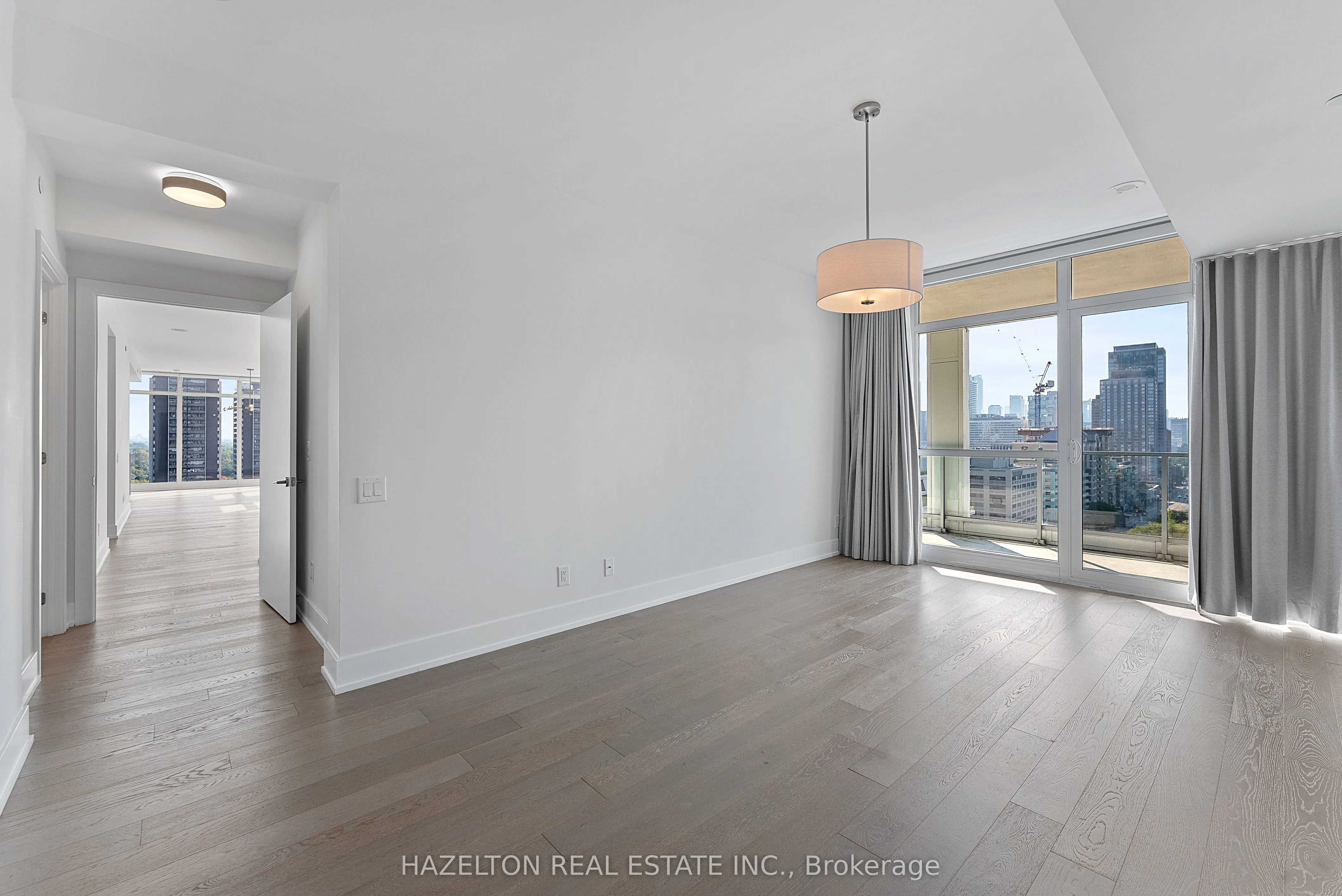 170 Avenue Road, #1509
