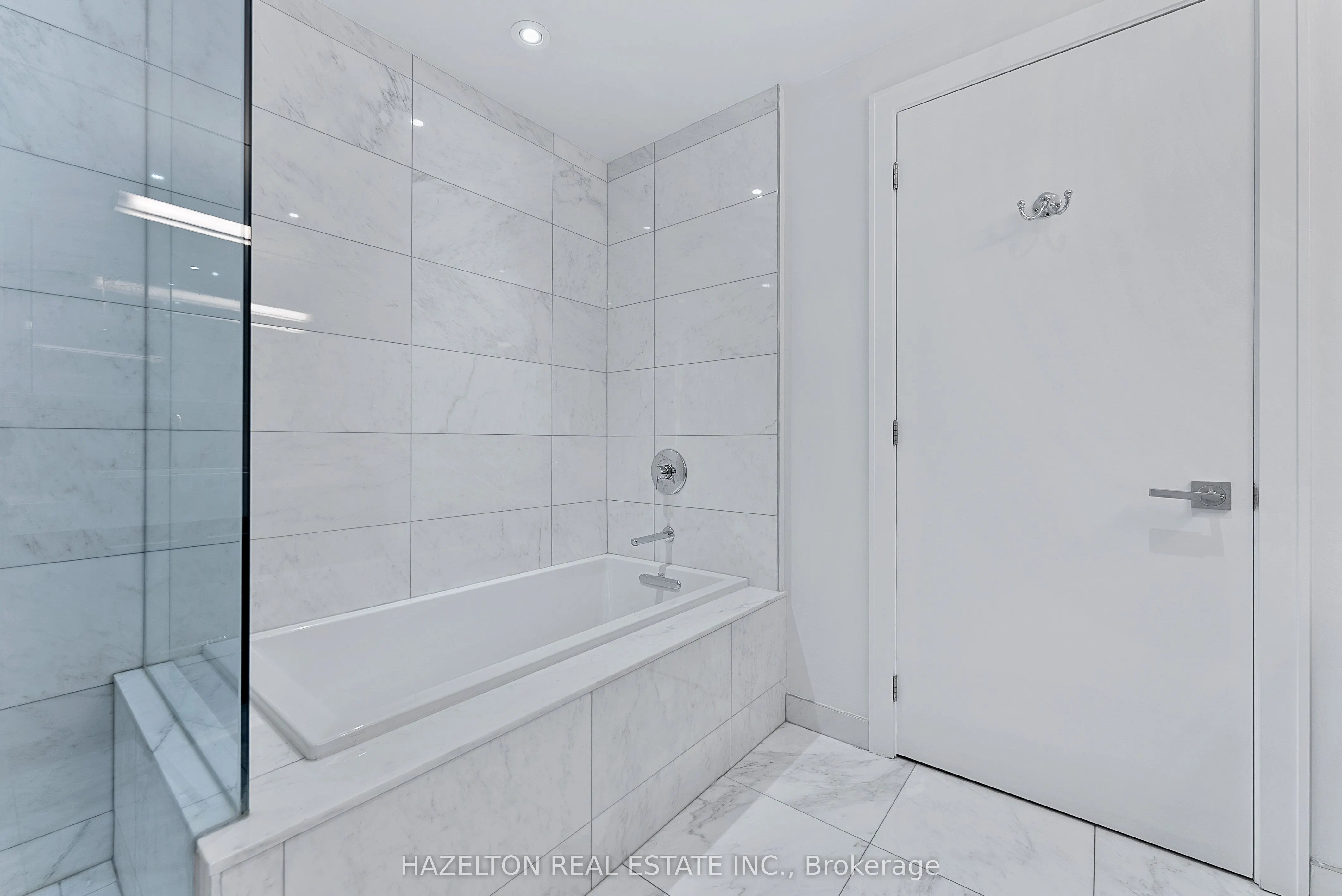 170 Avenue Road, #1509