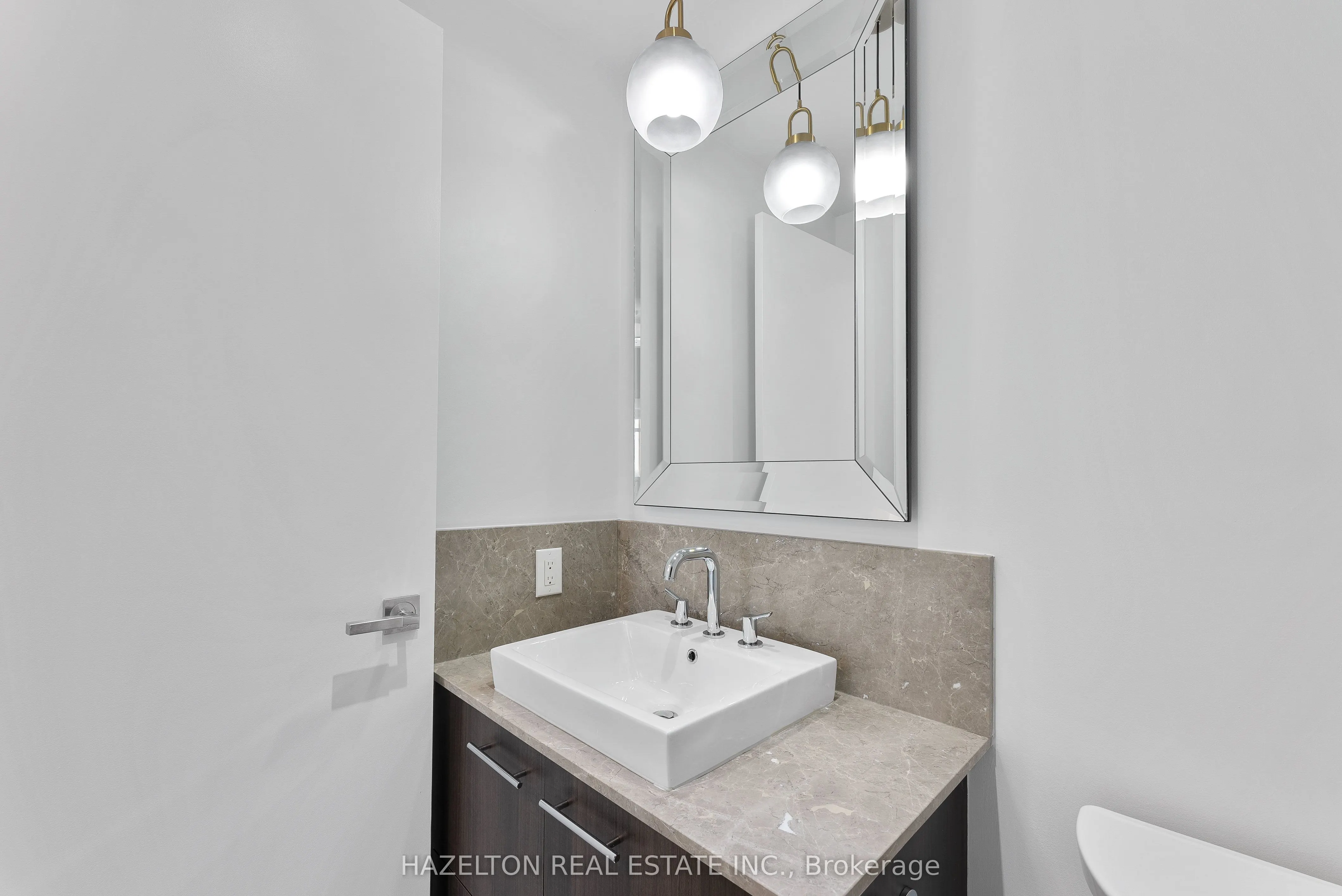170 Avenue Road, #1509