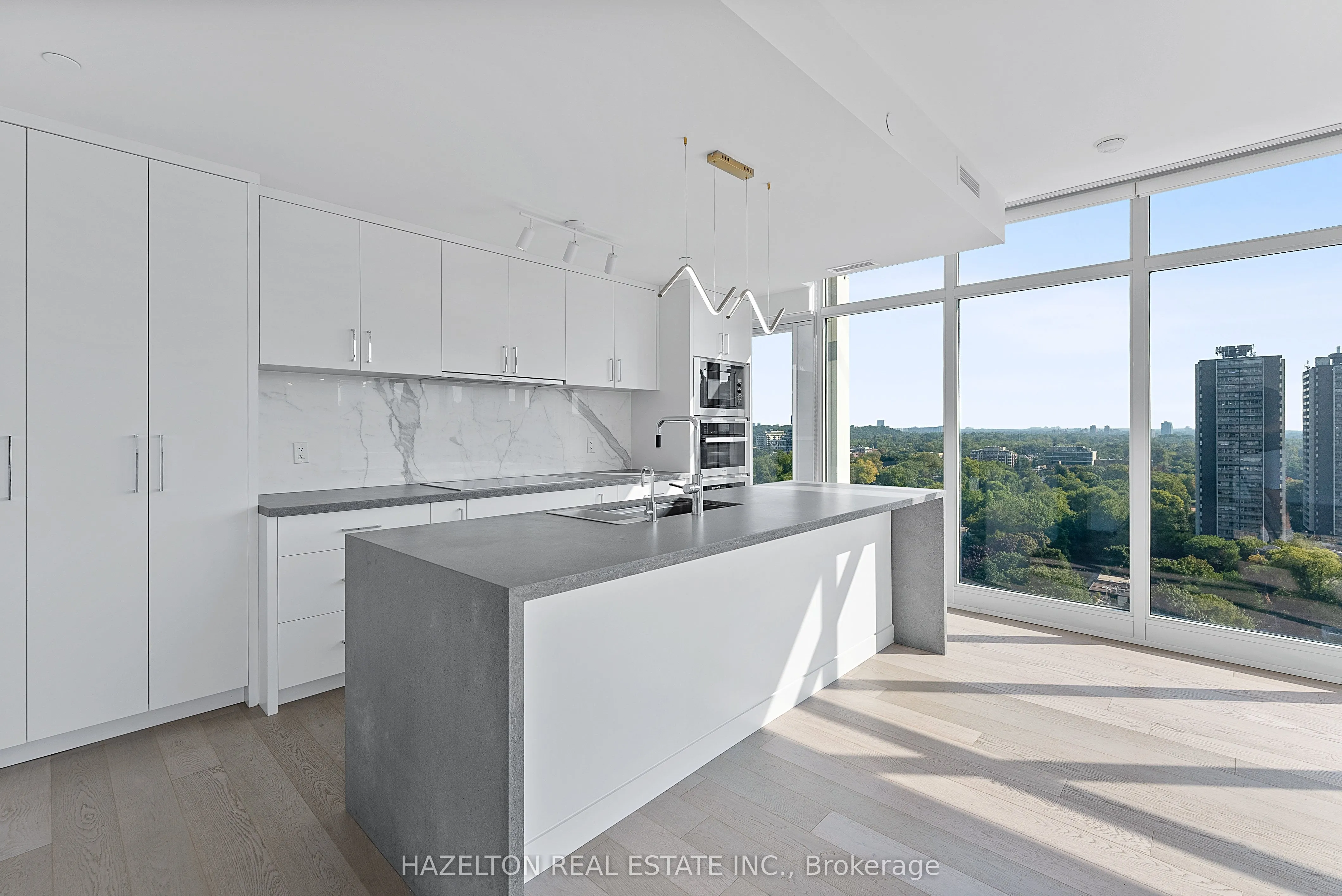 170 Avenue Road, #1509