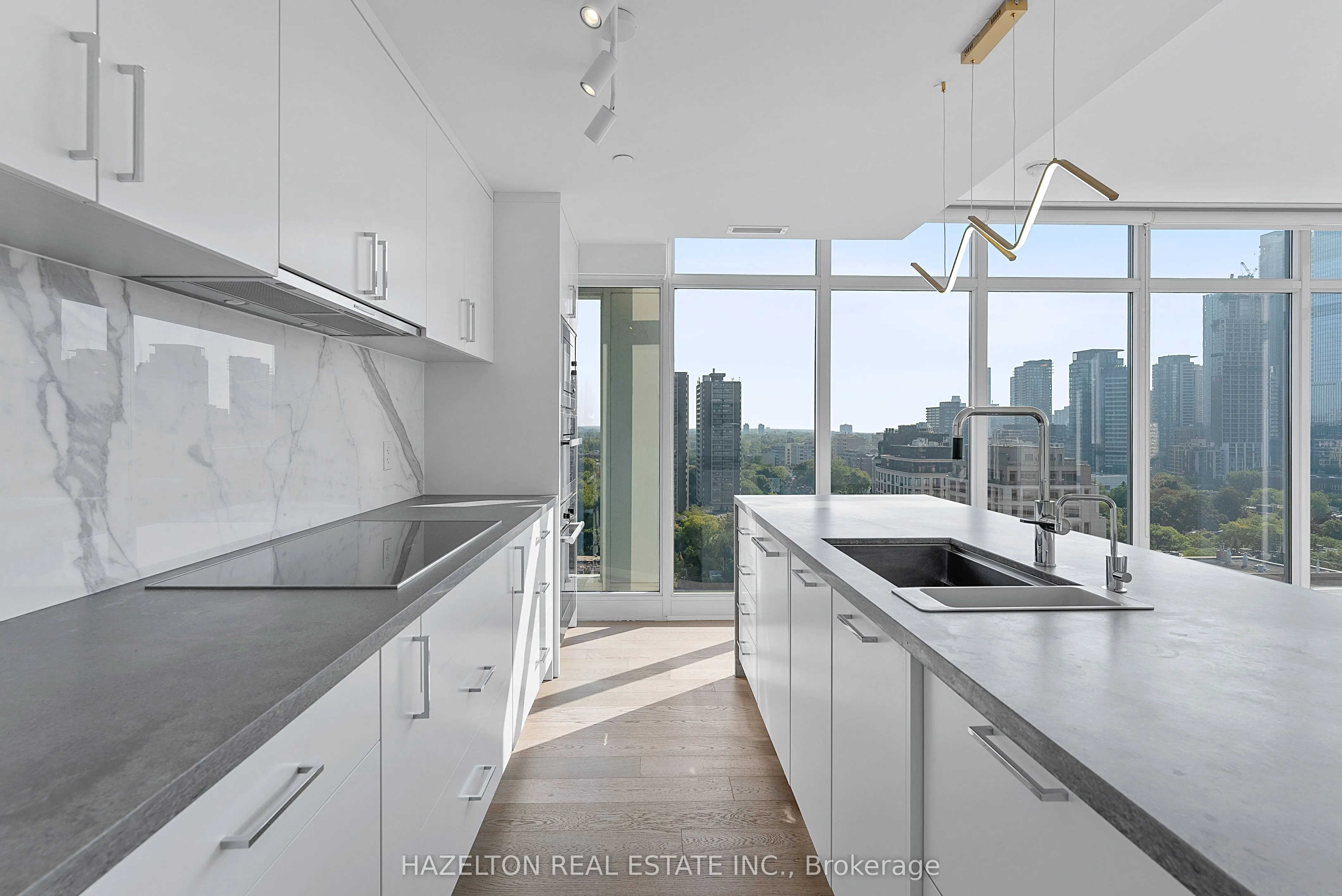 170 Avenue Road, #1509