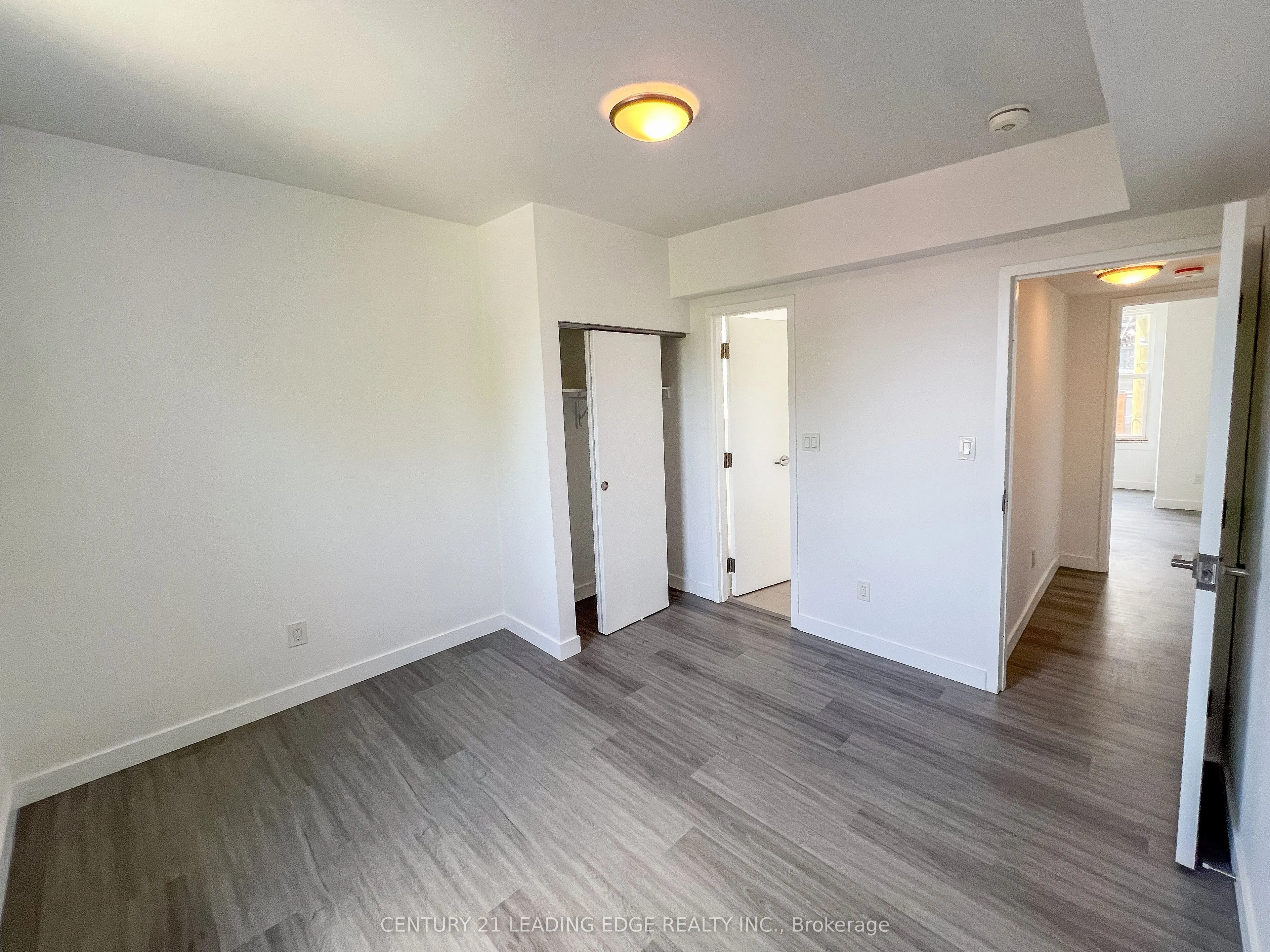 1A LEONARD Avenue, #1