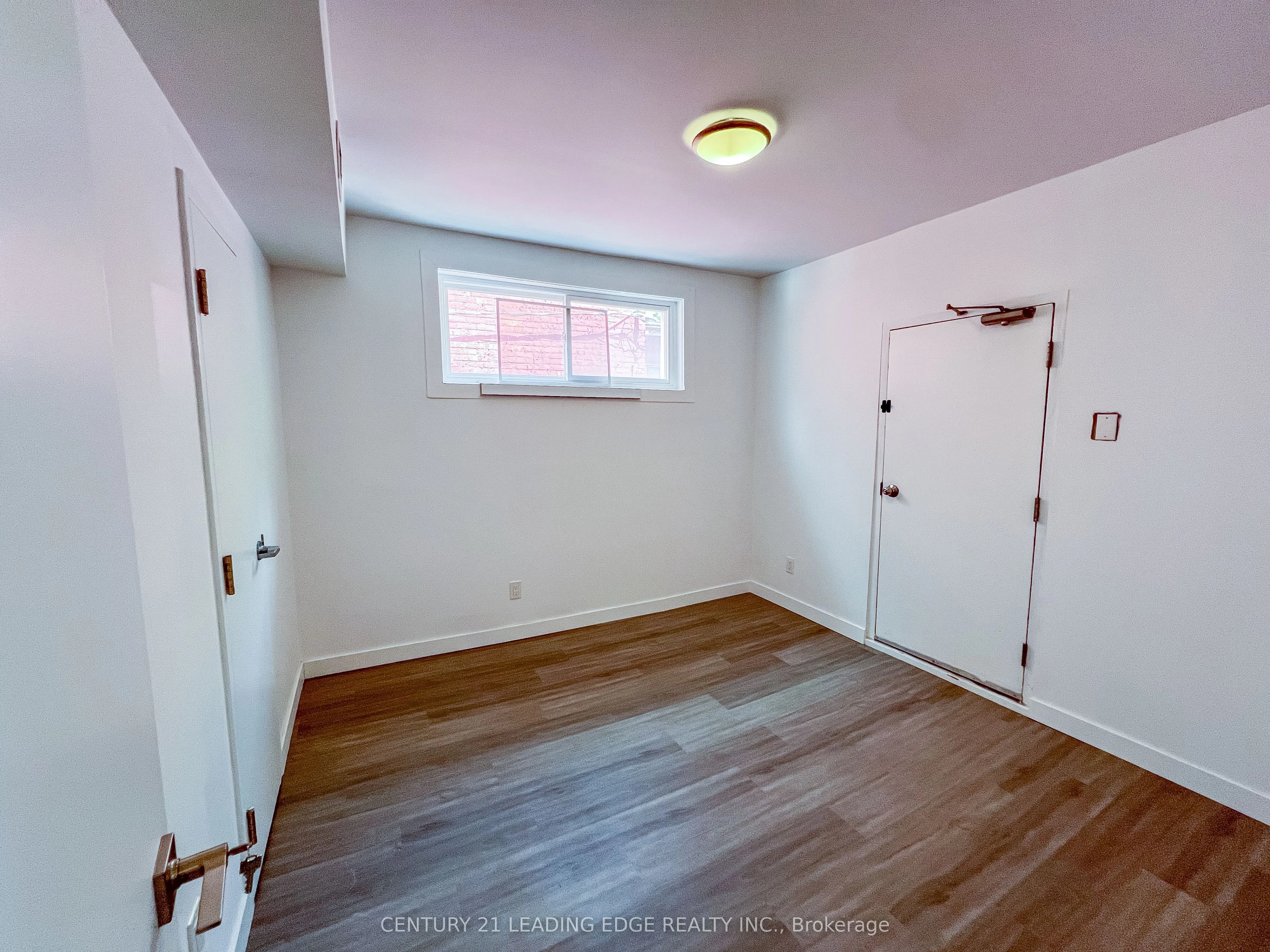 1A LEONARD Avenue, #1