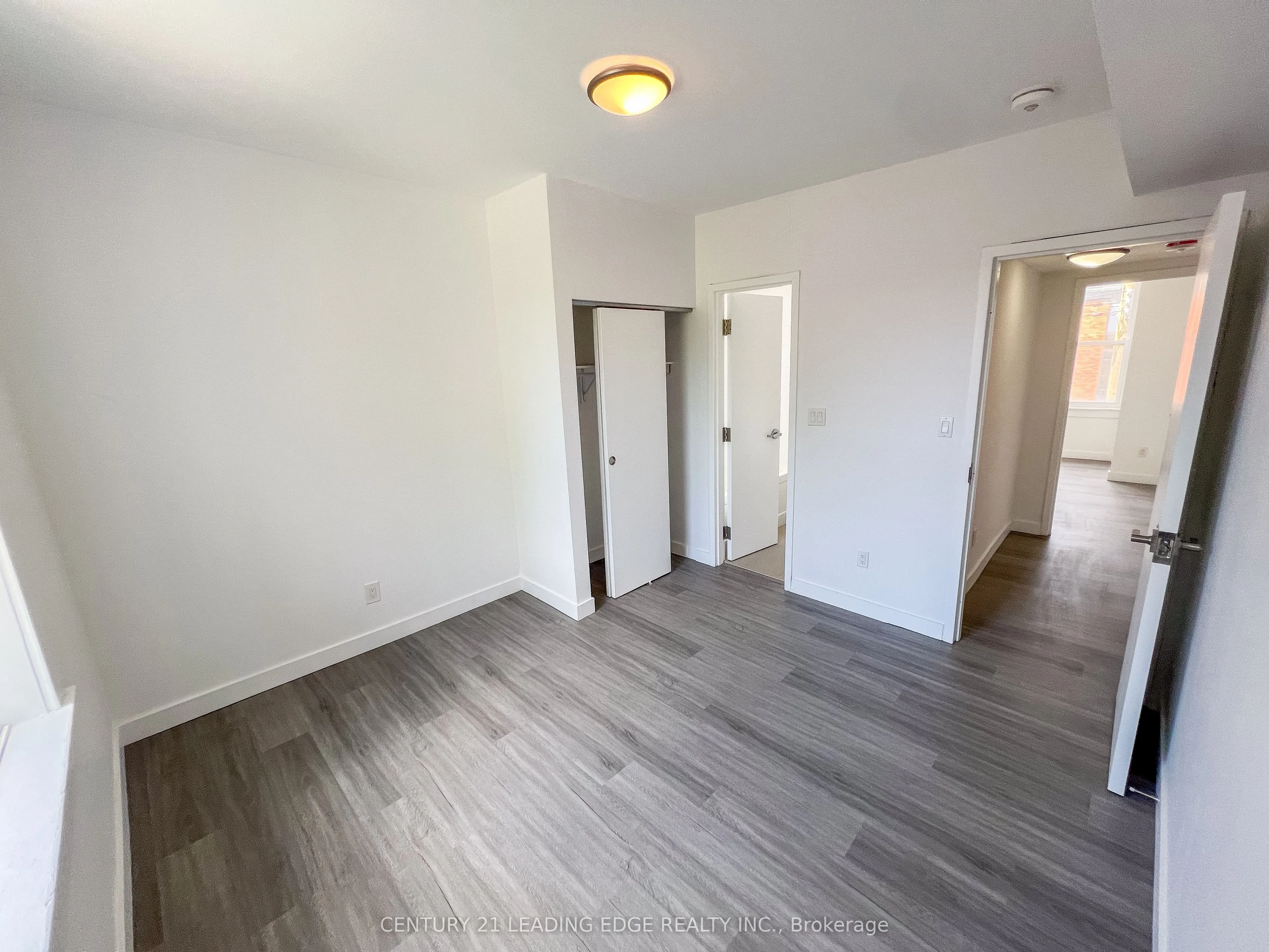 1A LEONARD Avenue, #1