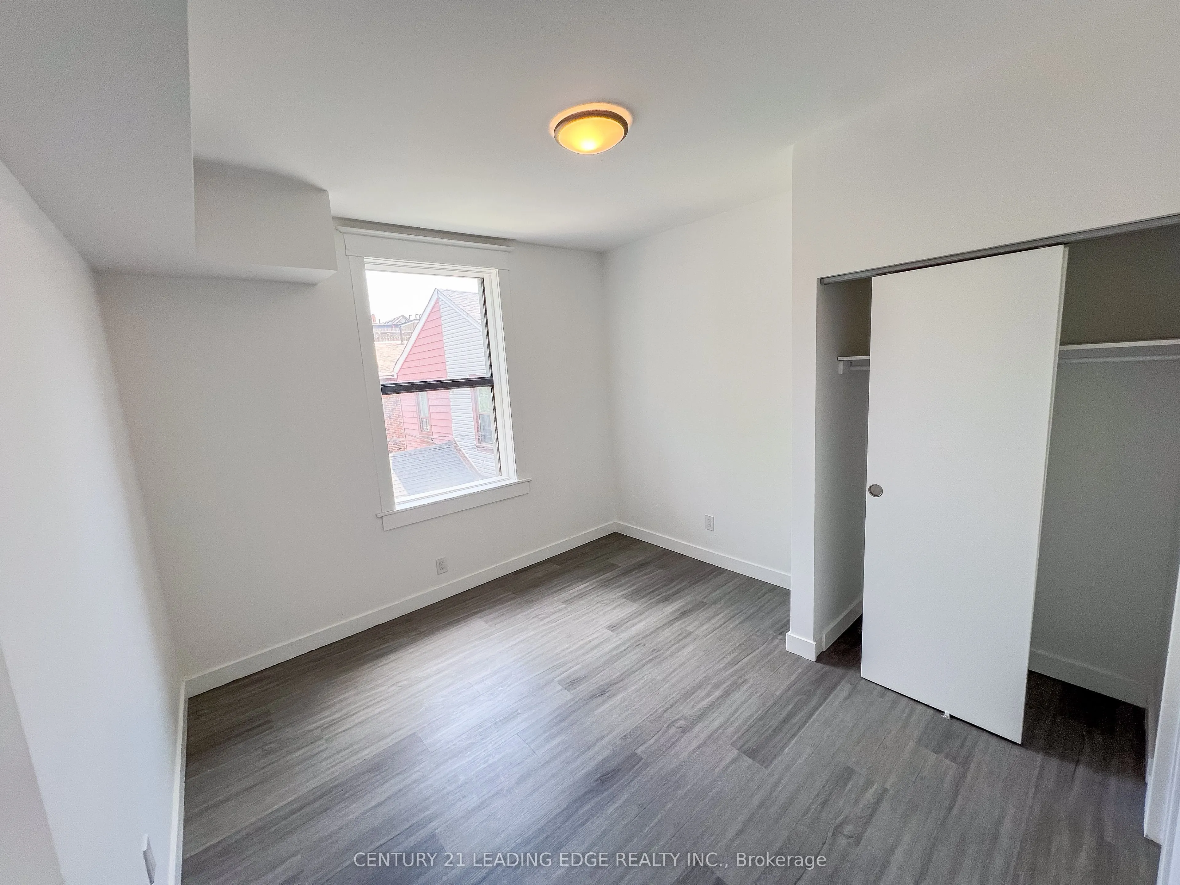1A LEONARD Avenue, #1