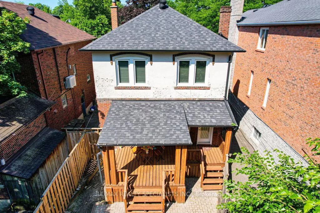 123 Colin Avenue