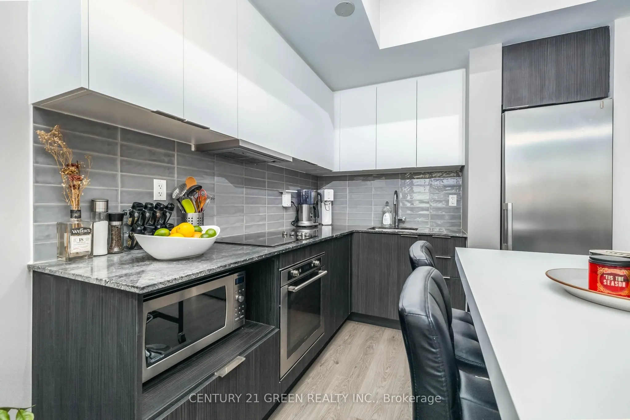 99 The Donway Way, #203