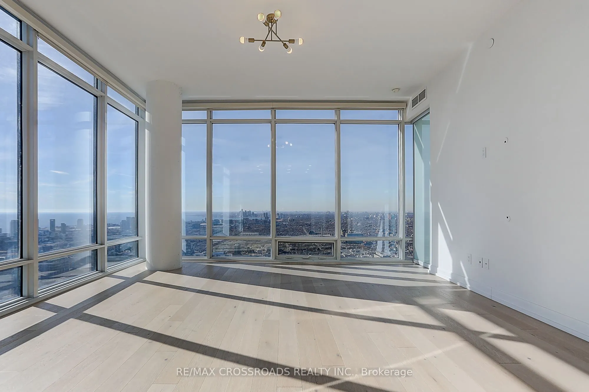 488 University Avenue, #4310