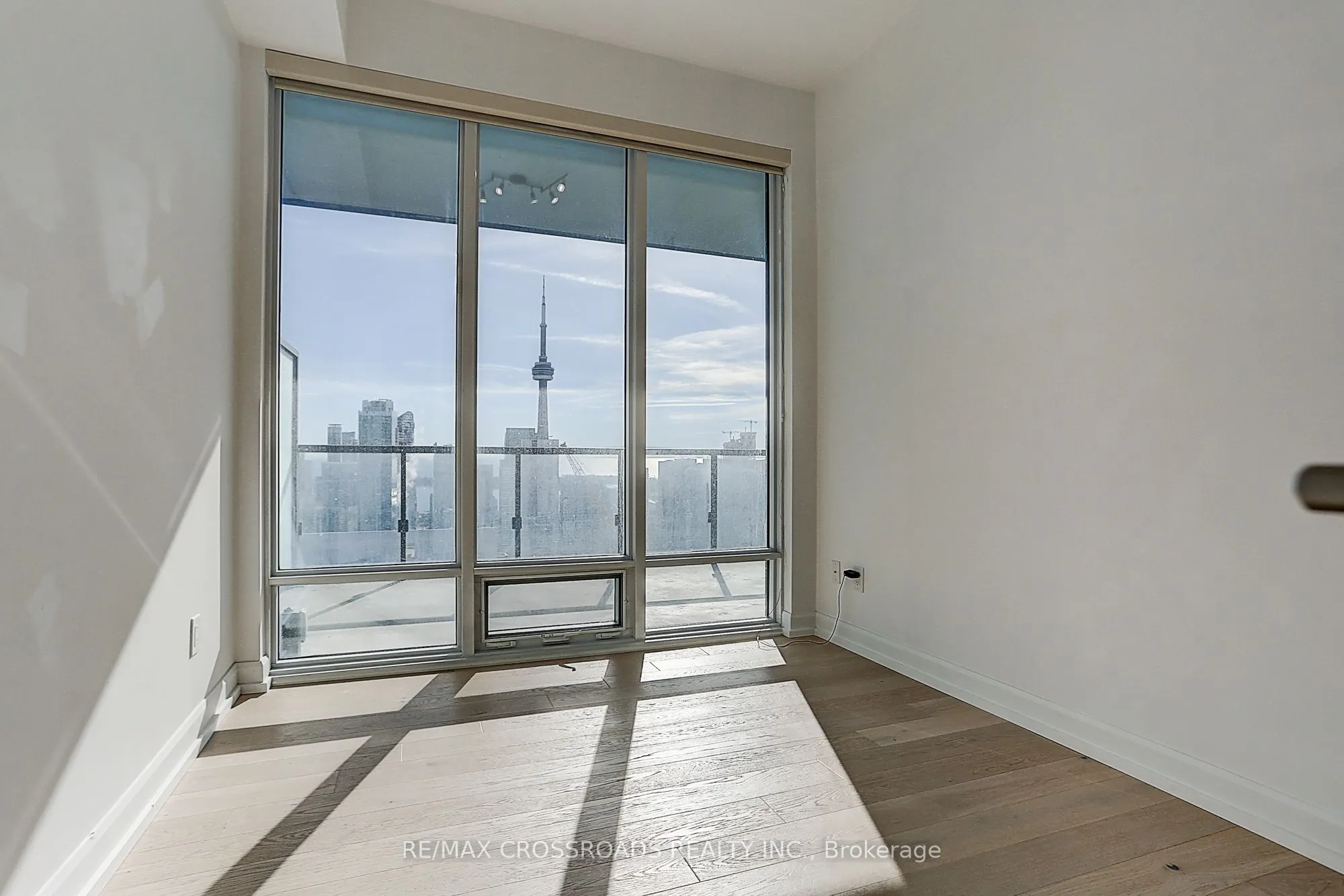 488 University Avenue, #4310