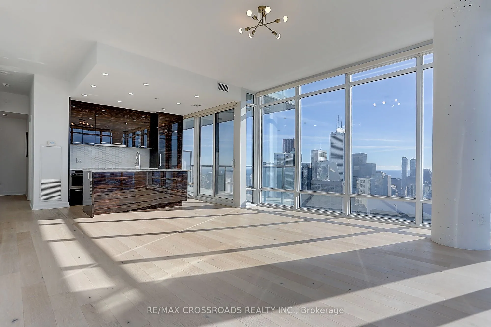 488 University Avenue, #4310