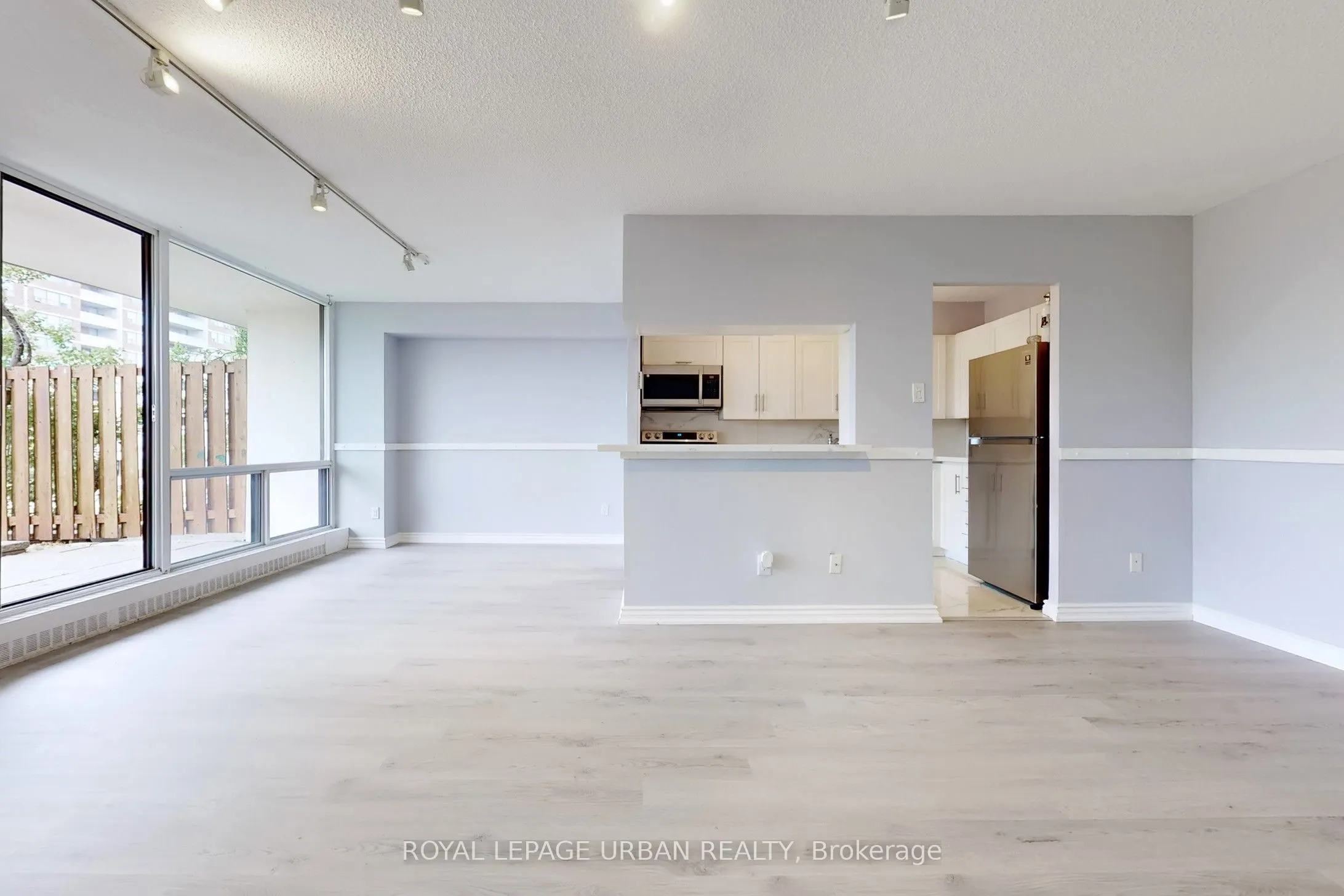 20 Sunrise Avenue, #102