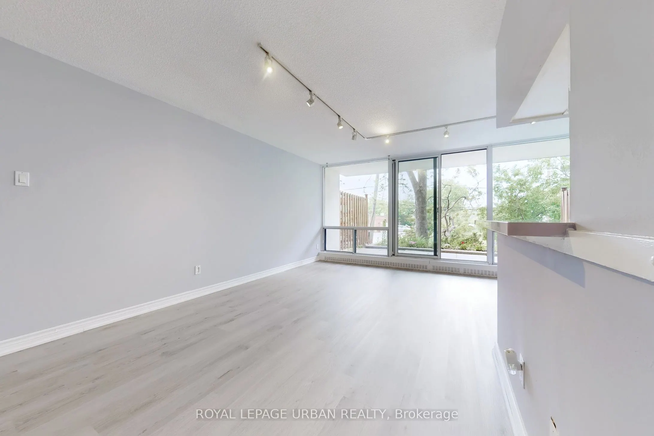 20 Sunrise Avenue, #102