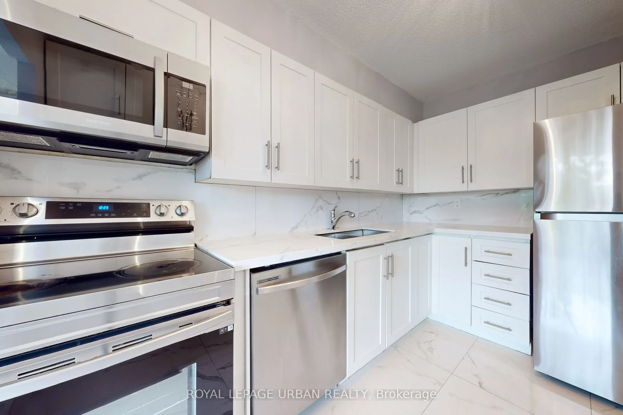 20 Sunrise Avenue, #102