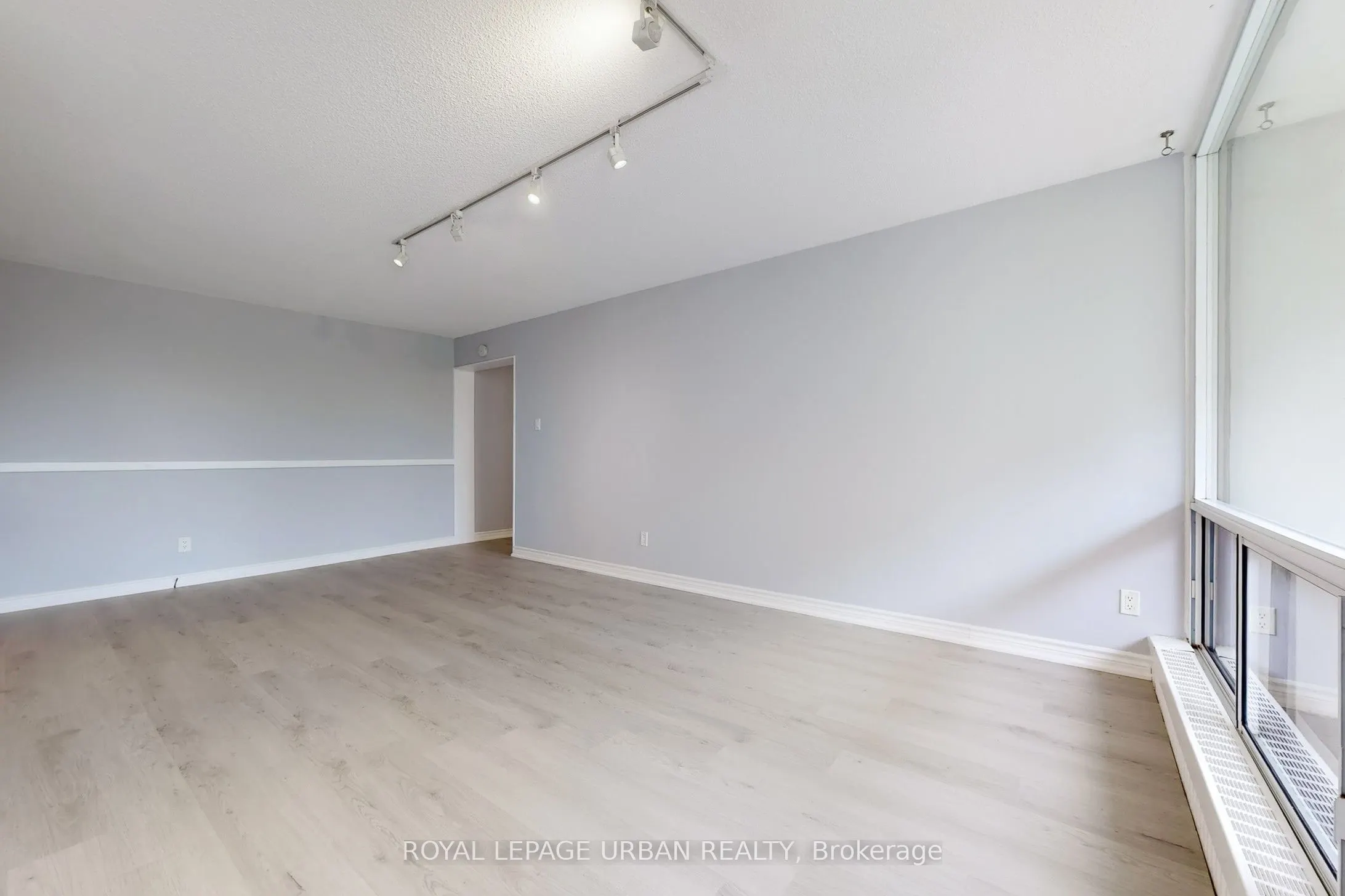 20 Sunrise Avenue, #102
