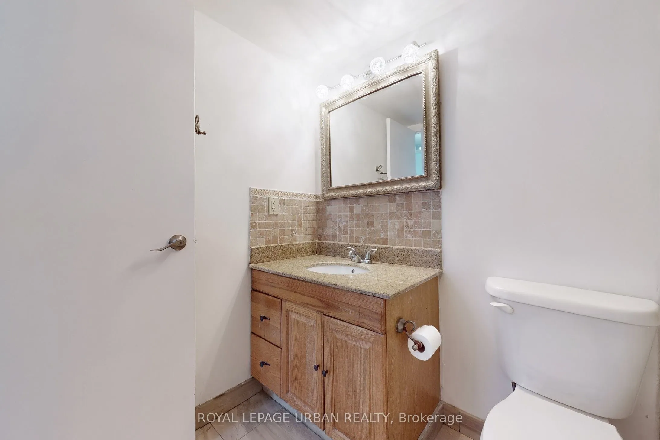 20 Sunrise Avenue, #102